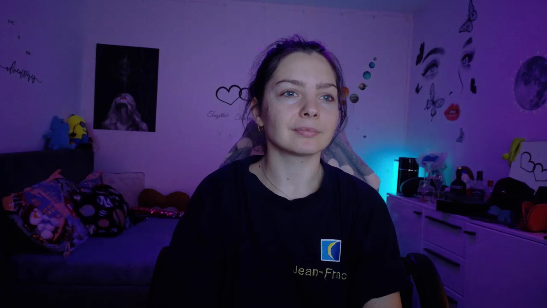 Gallery image thumbnail from YreneA's myfreecams stream on, 12/21/2025, 13:40 image 5 of 20