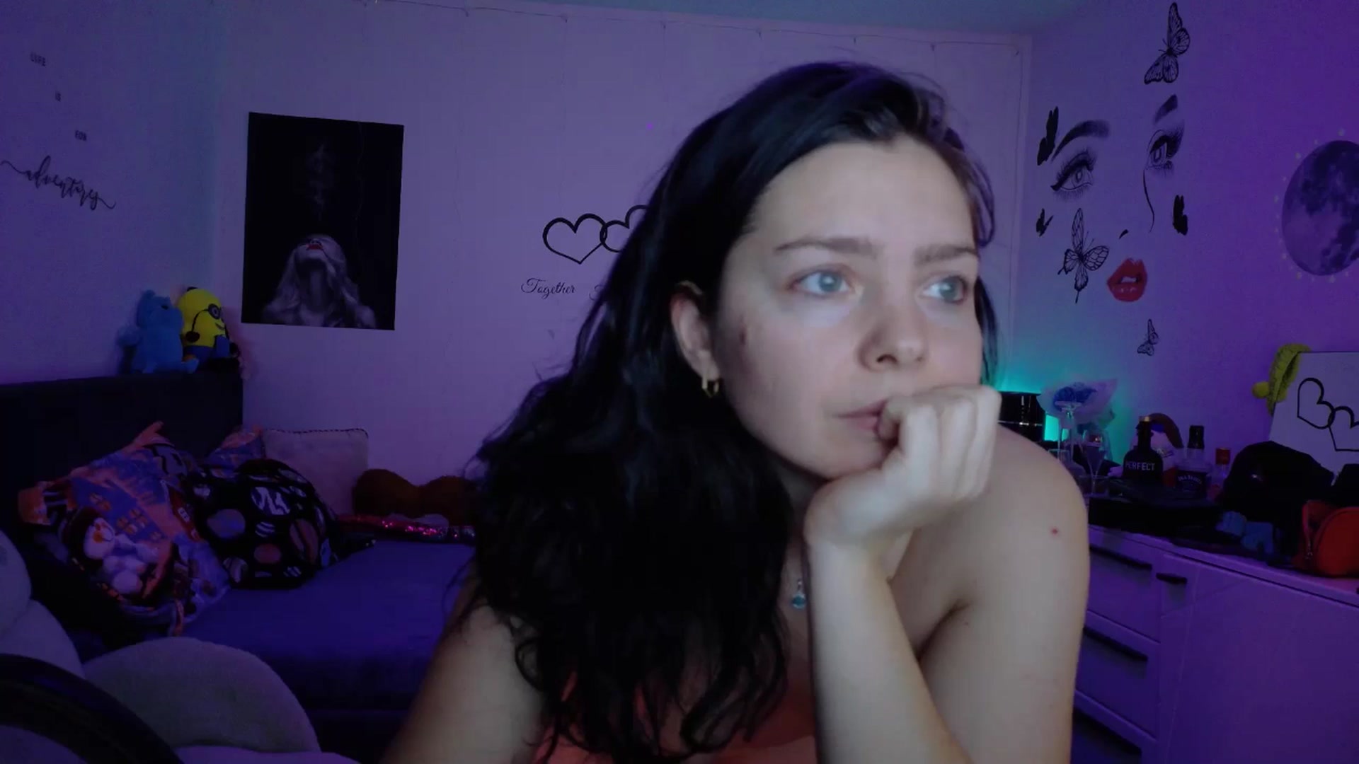 Gallery image thumbnail from YreneA's myfreecams stream on, 12/21/2025, 14:15 image 9 of 20