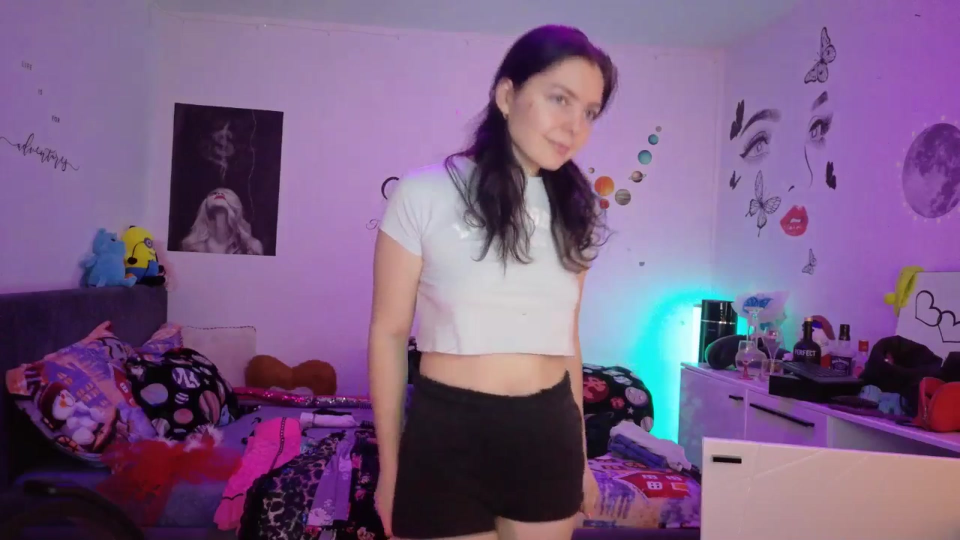 Gallery image thumbnail from YreneA's myfreecams stream on, 12/21/2025, 19:52 image 4 of 20