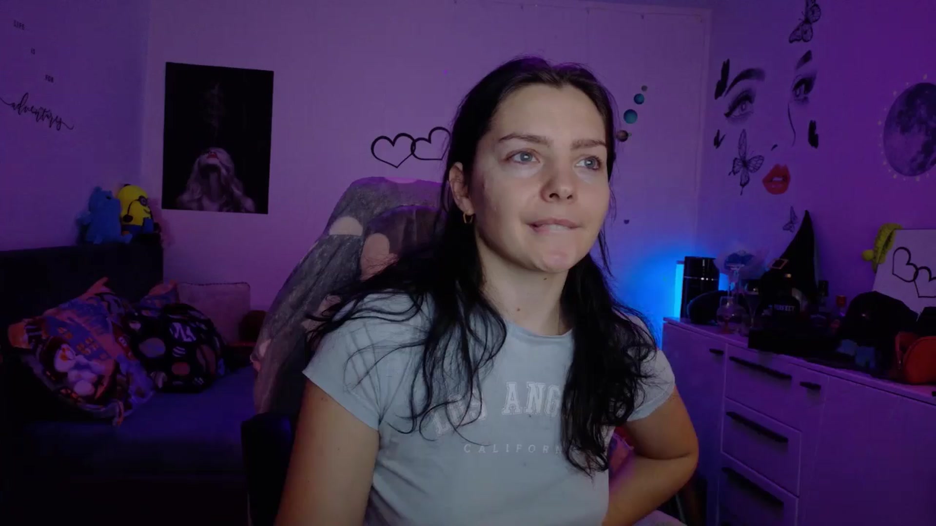 Gallery image thumbnail from YreneA's myfreecams stream on, 12/21/2025, 19:52 image 20 of 20