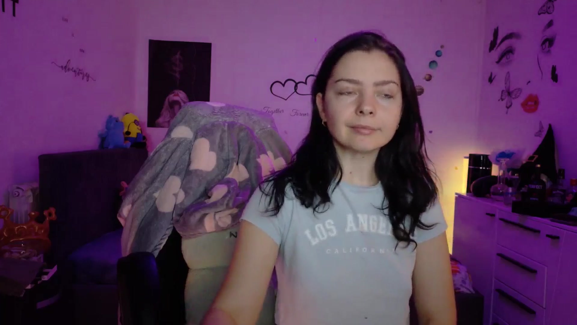 Gallery image thumbnail from YreneA's myfreecams stream on, 12/22/2025, 06:25 image 8 of 20
