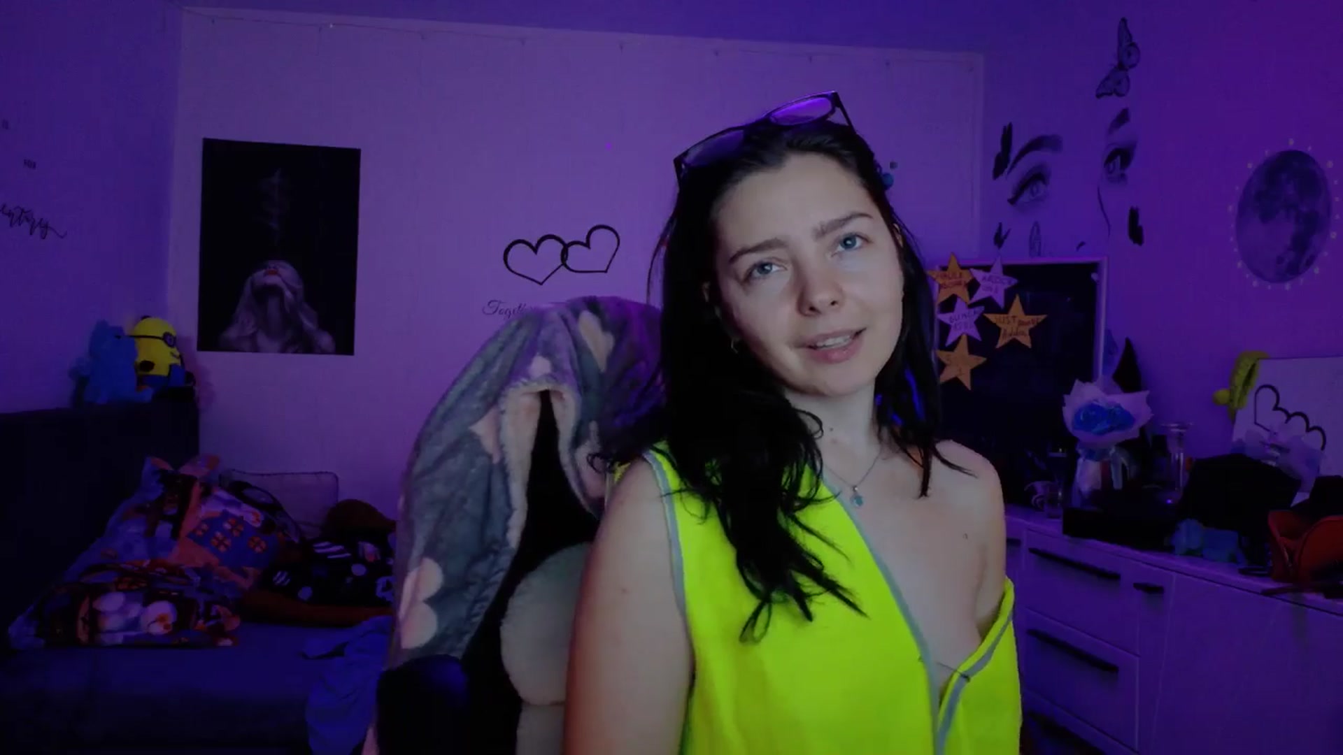 Gallery image thumbnail from YreneA's myfreecams stream on, 12/28/2025, 06:33 image 15 of 20