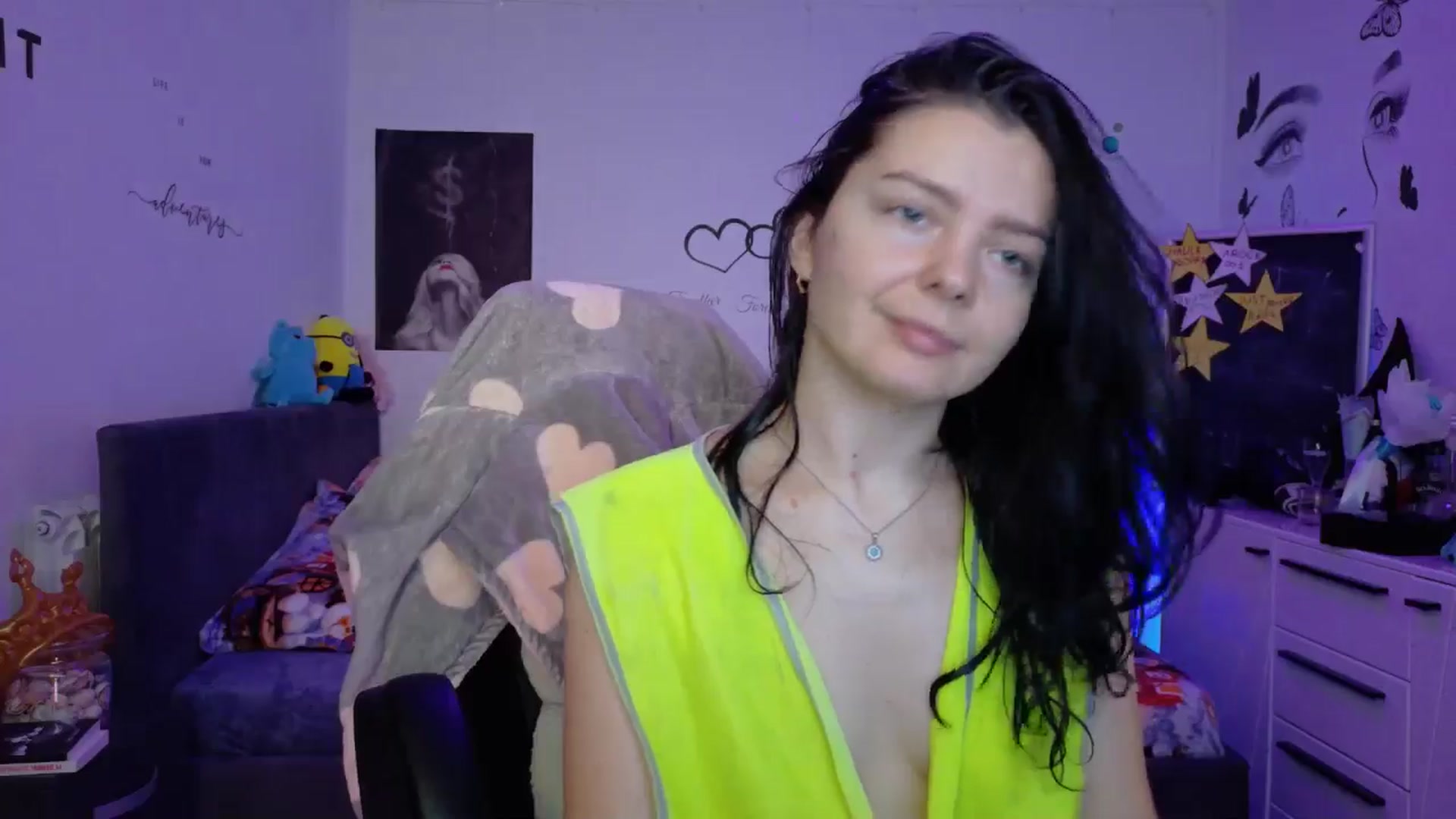 Gallery image thumbnail from YreneA's myfreecams stream on, 12/28/2025, 07:52 image 9 of 20