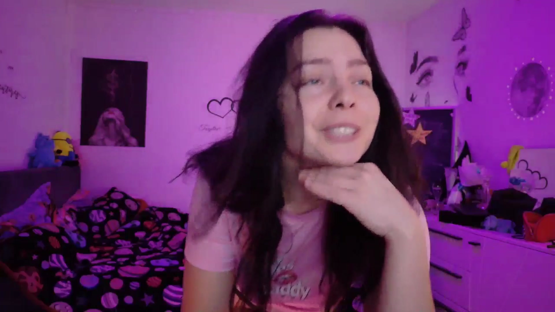 Gallery image thumbnail from YreneA's myfreecams stream on, 12/28/2025, 19:28 image 8 of 20