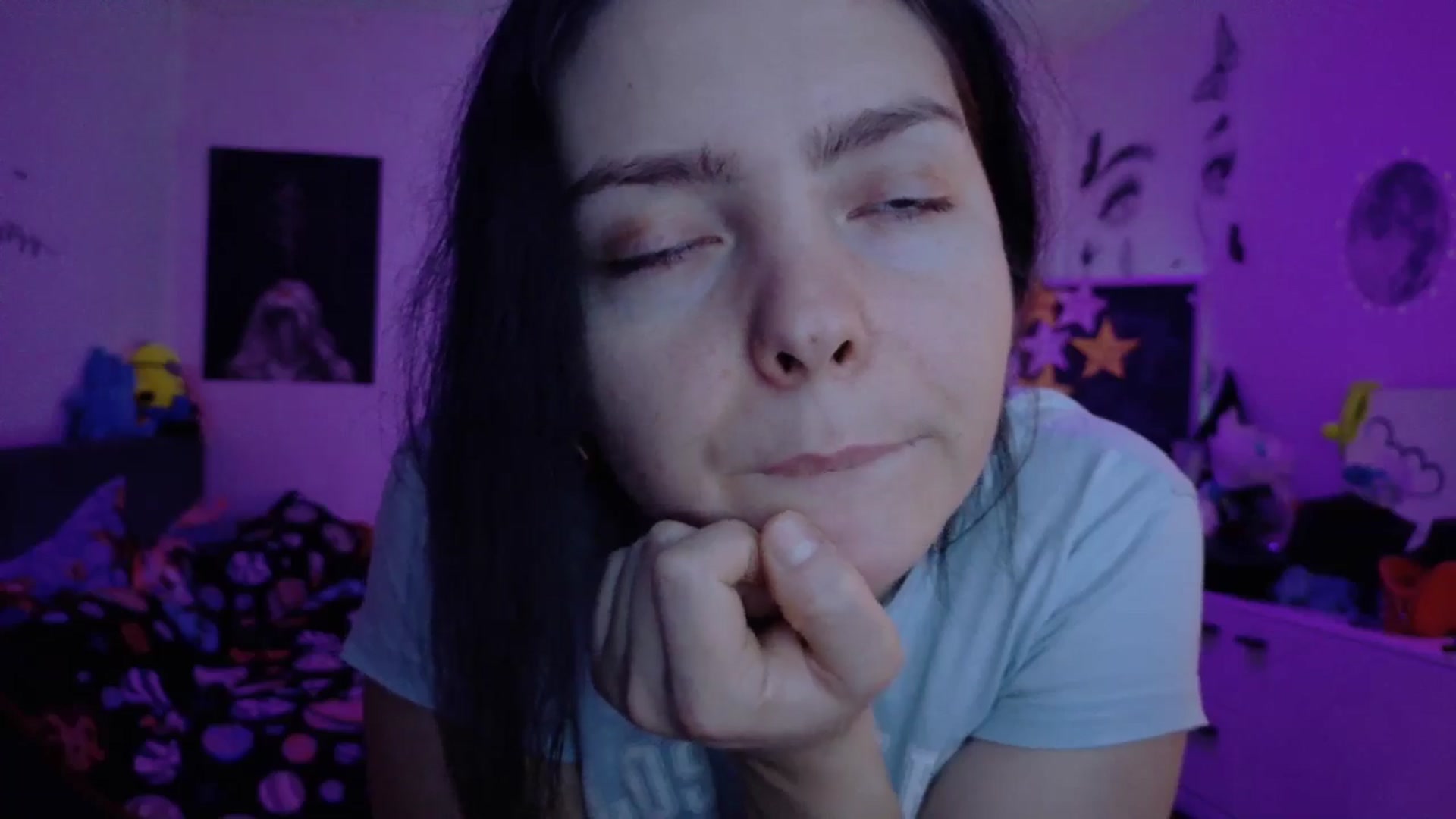 Gallery image thumbnail from YreneA's myfreecams stream on, 12/28/2025, 19:28 image 3 of 20