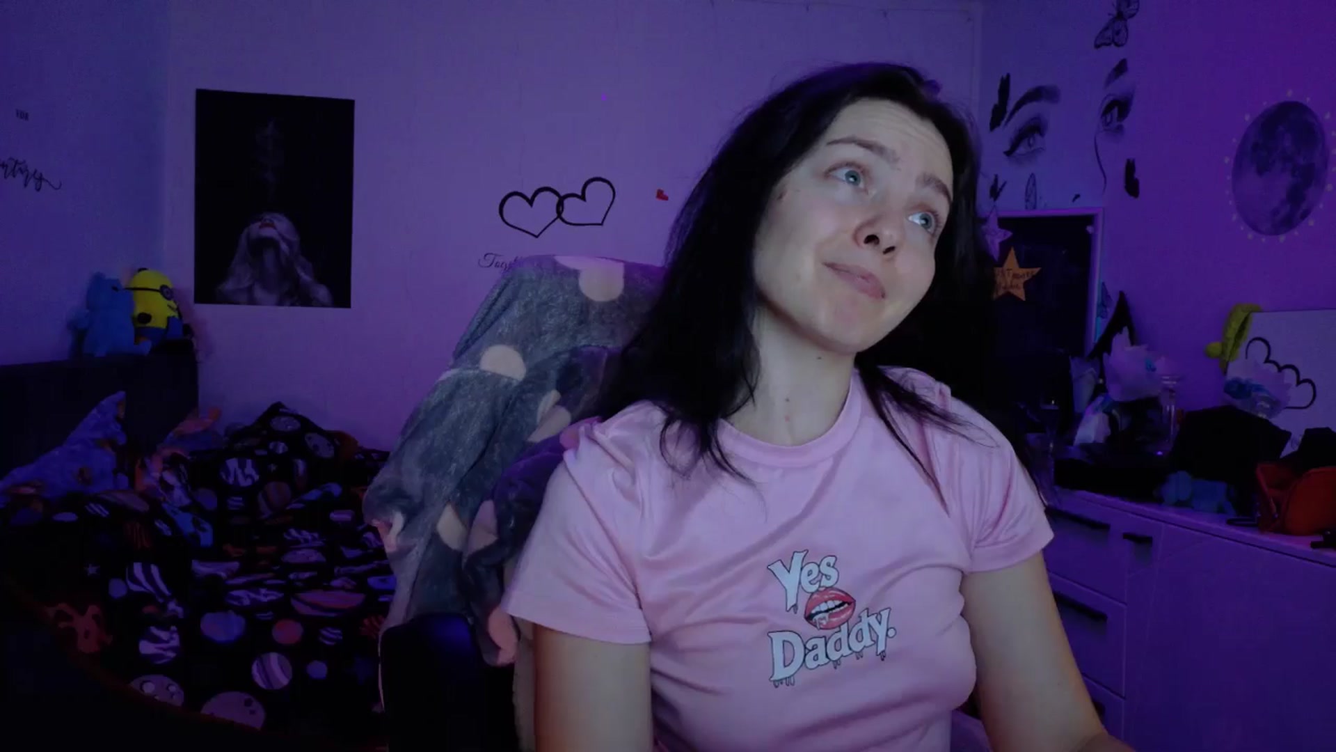 Gallery image thumbnail from YreneA's myfreecams stream on, 12/28/2025, 19:28 image 16 of 20