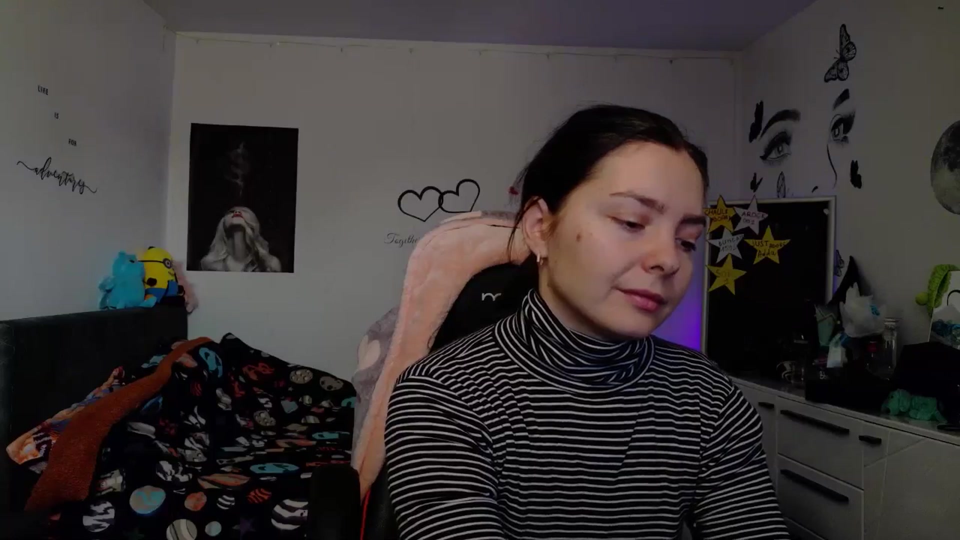 Gallery image thumbnail from YreneA's myfreecams stream on, 12/30/2025, 08:05 image 7 of 20
