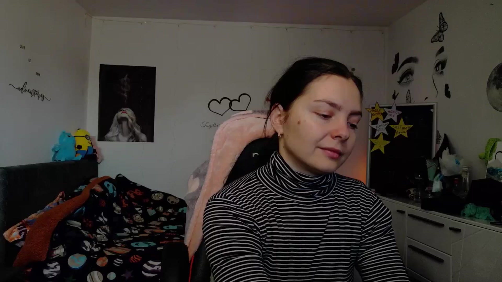Gallery image thumbnail from YreneA's myfreecams stream on, 12/30/2025, 08:05 image 8 of 20