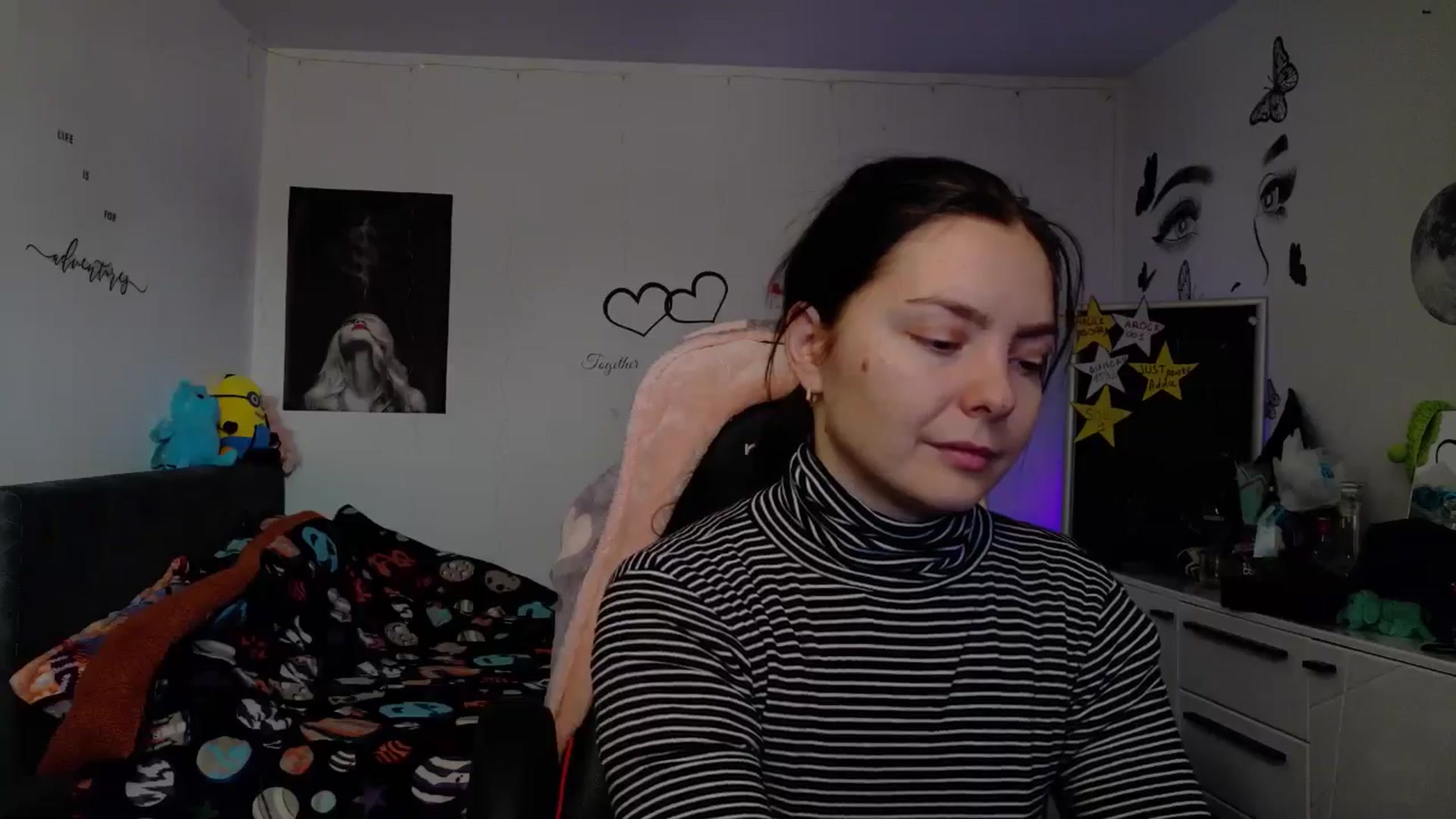 Gallery image thumbnail from YreneA's myfreecams stream on, 12/30/2025, 08:05 image 17 of 20