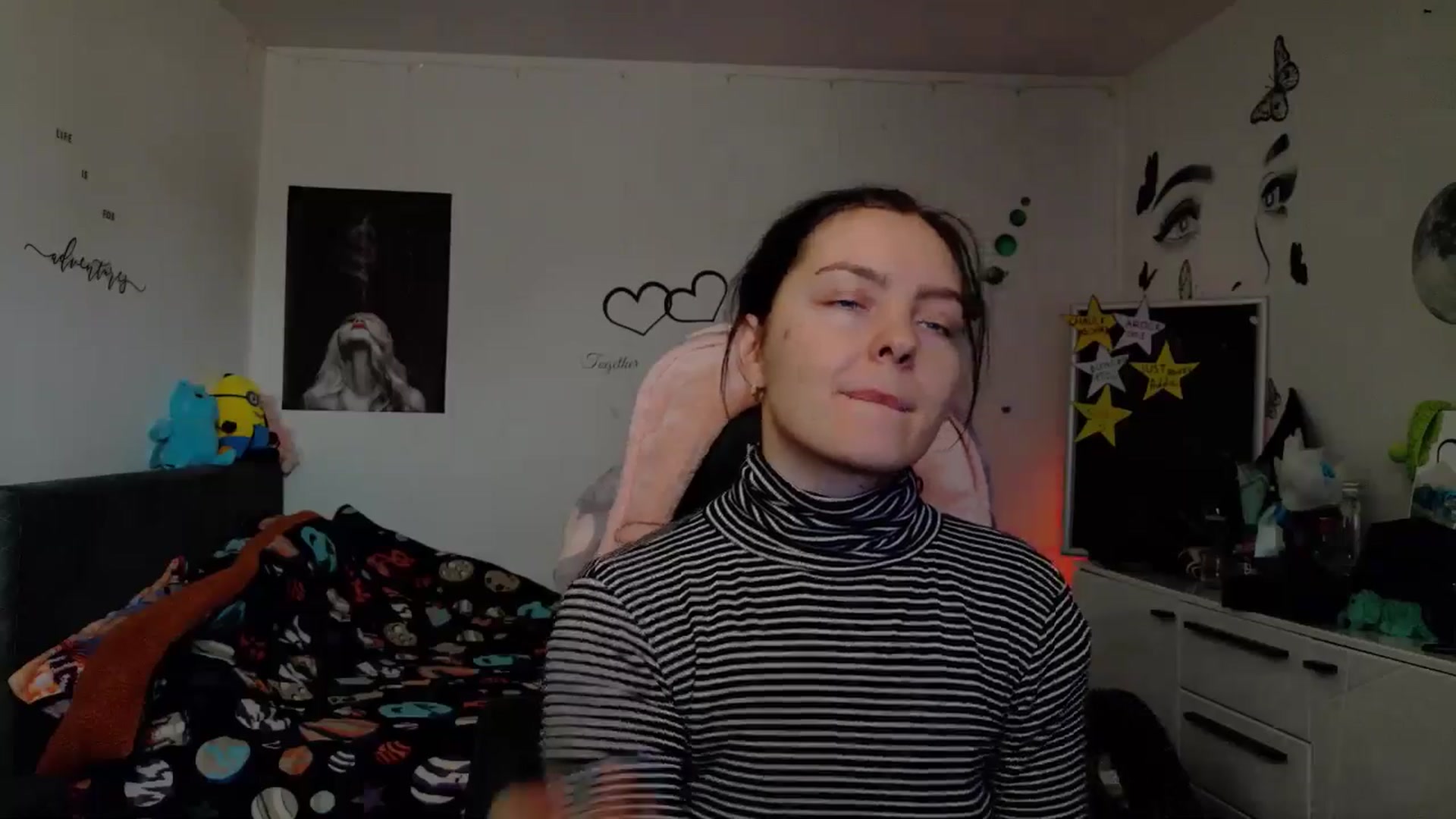 Gallery image thumbnail from YreneA's myfreecams stream on, 12/30/2025, 08:05 image 18 of 20