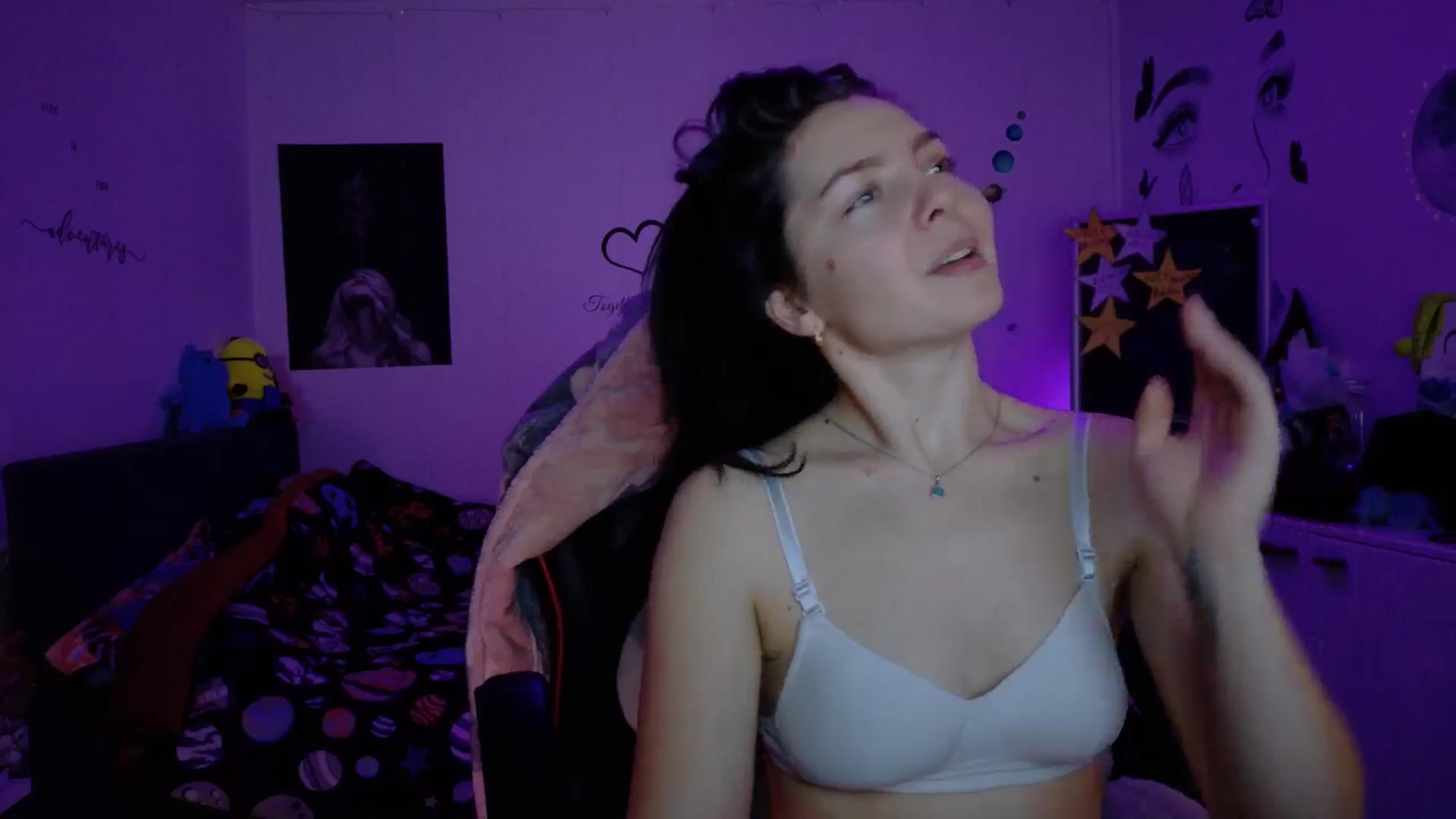 Gallery image thumbnail from YreneA's myfreecams stream on, 12/30/2025, 17:03 image 15 of 20
