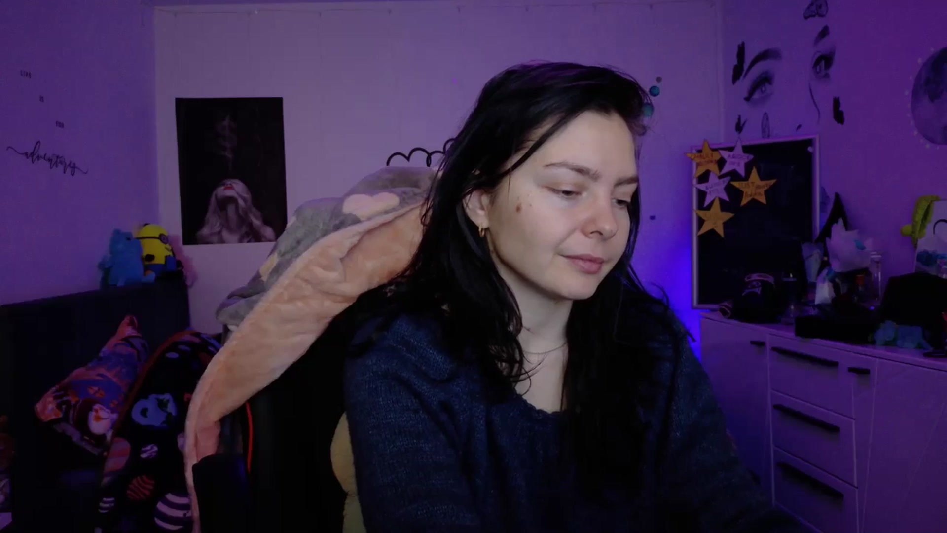 Gallery image thumbnail from YreneA's myfreecams stream on, 12/31/2025, 06:56 image 15 of 20
