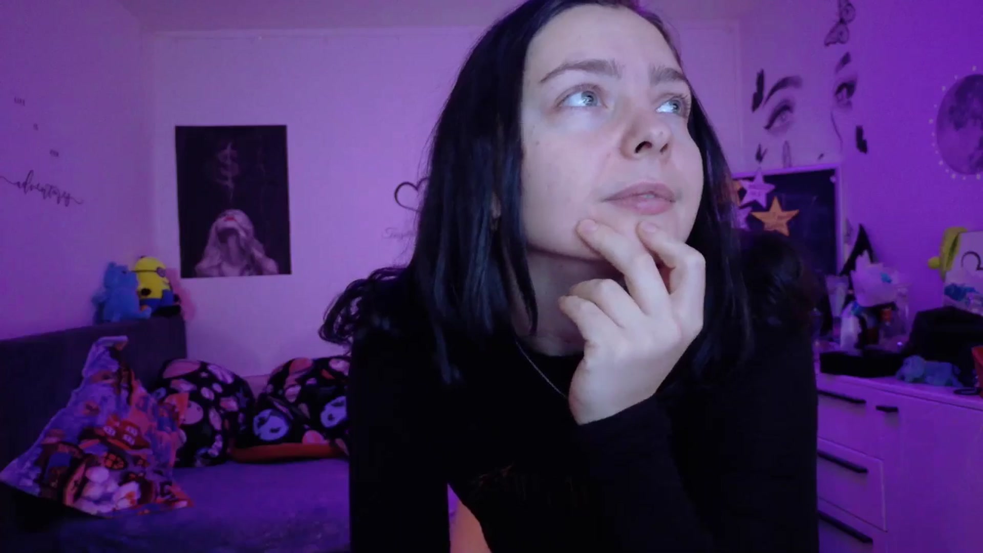 Gallery image thumbnail from YreneA's myfreecams stream on, 01/02/2026, 09:57 image 6 of 20