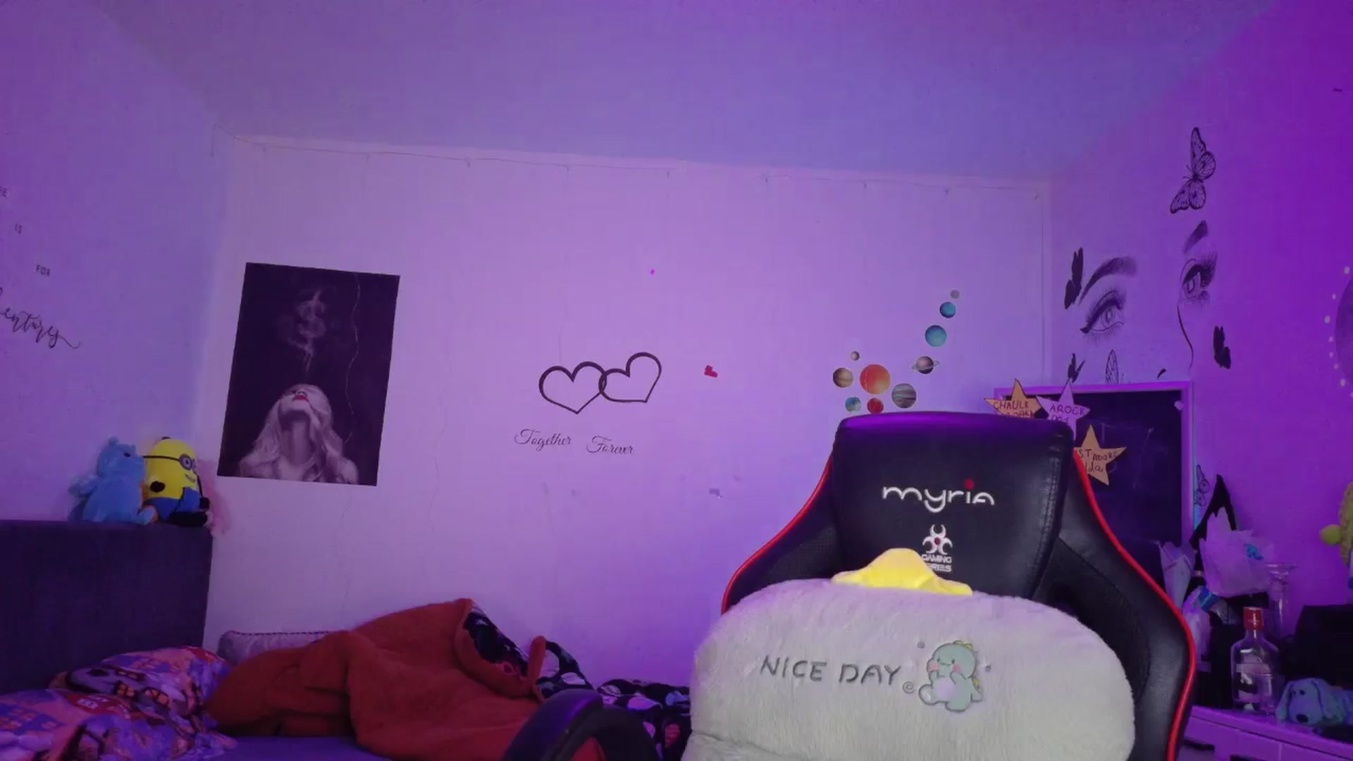 Gallery image thumbnail from YreneA's myfreecams stream on, 01/06/2026, 08:45 image 10 of 20