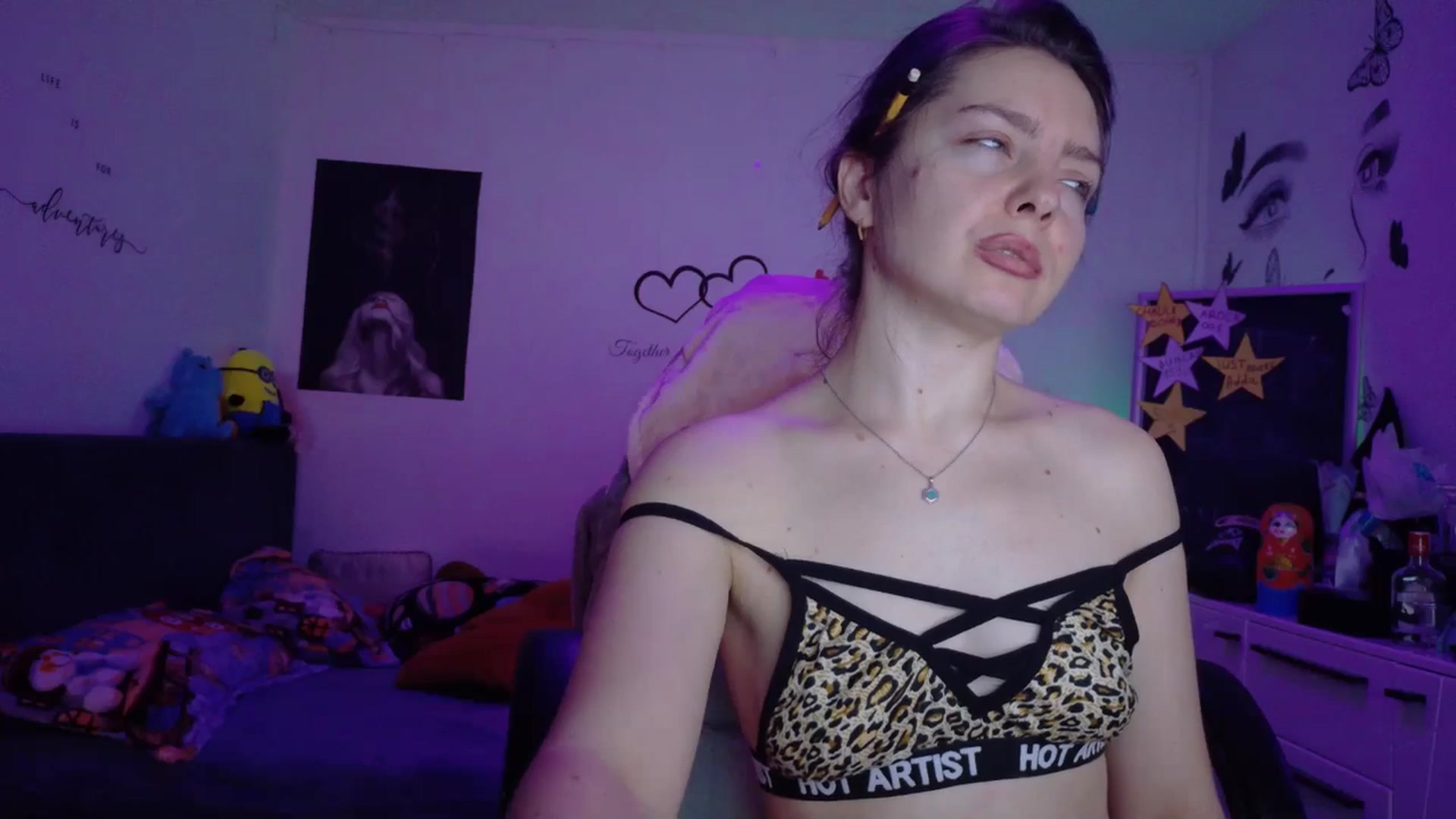 Gallery image thumbnail from YreneA's myfreecams stream on, 01/08/2026, 07:42 image 17 of 20