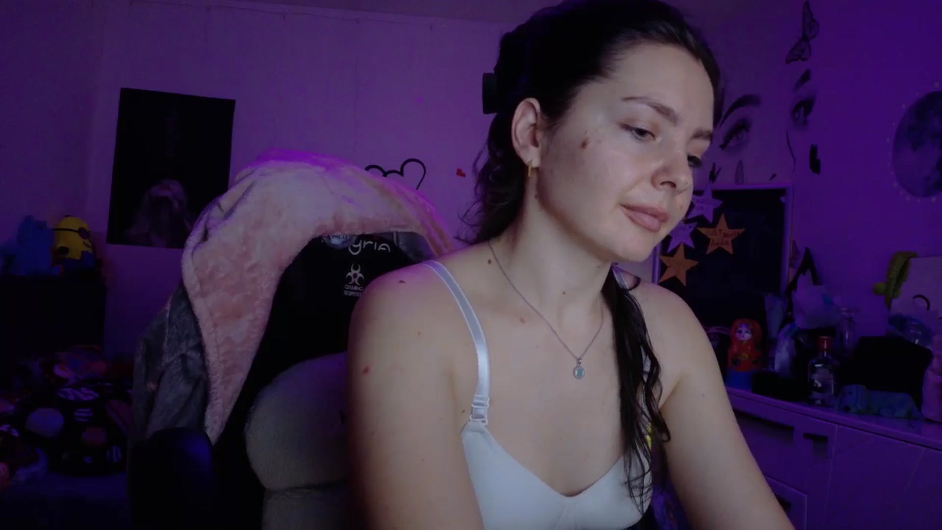 Gallery image thumbnail from YreneA's myfreecams stream on, 01/08/2026, 13:35 image 19 of 20