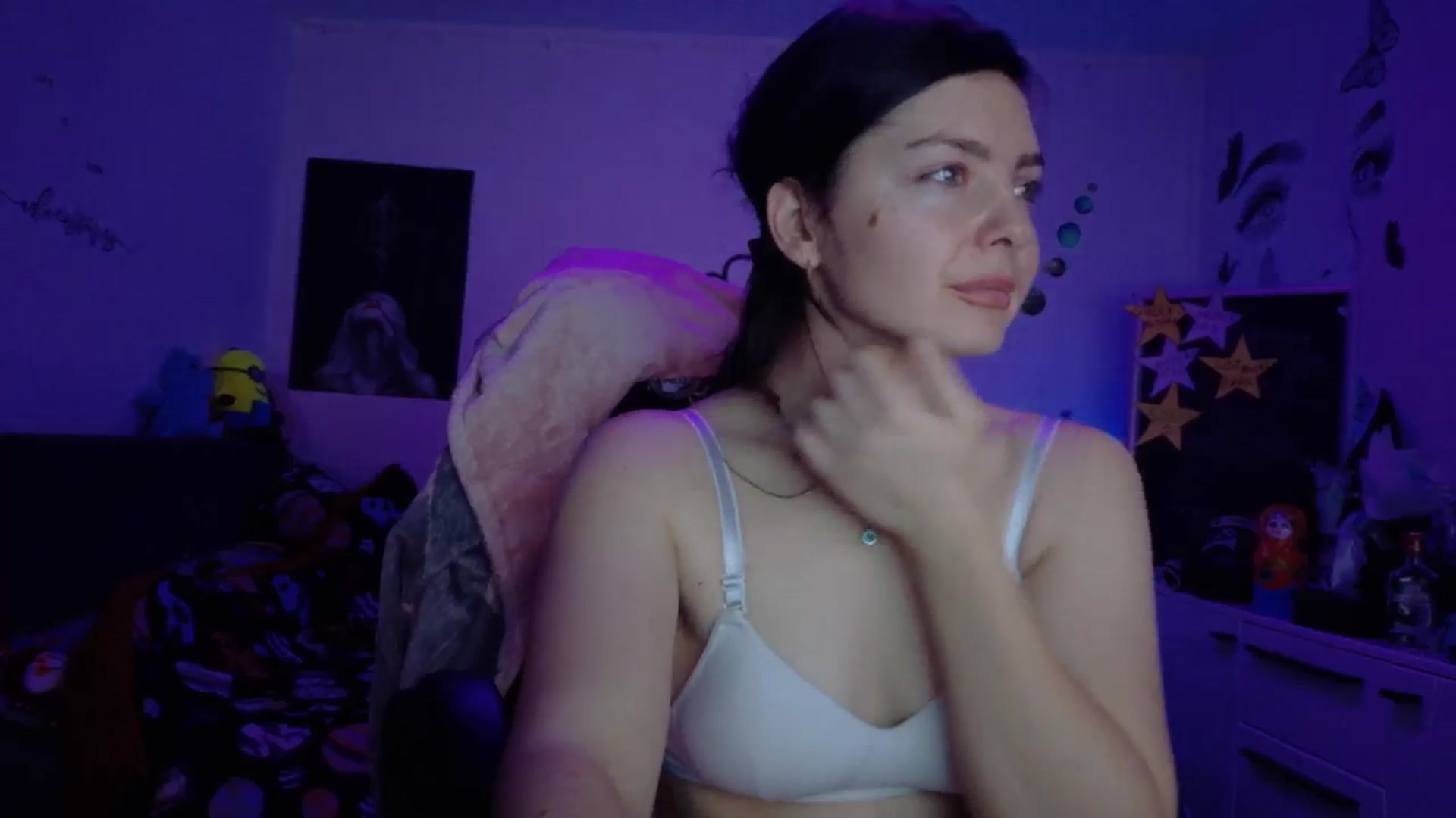 Gallery image thumbnail from YreneA's myfreecams stream on, 01/08/2026, 13:35 image 4 of 20
