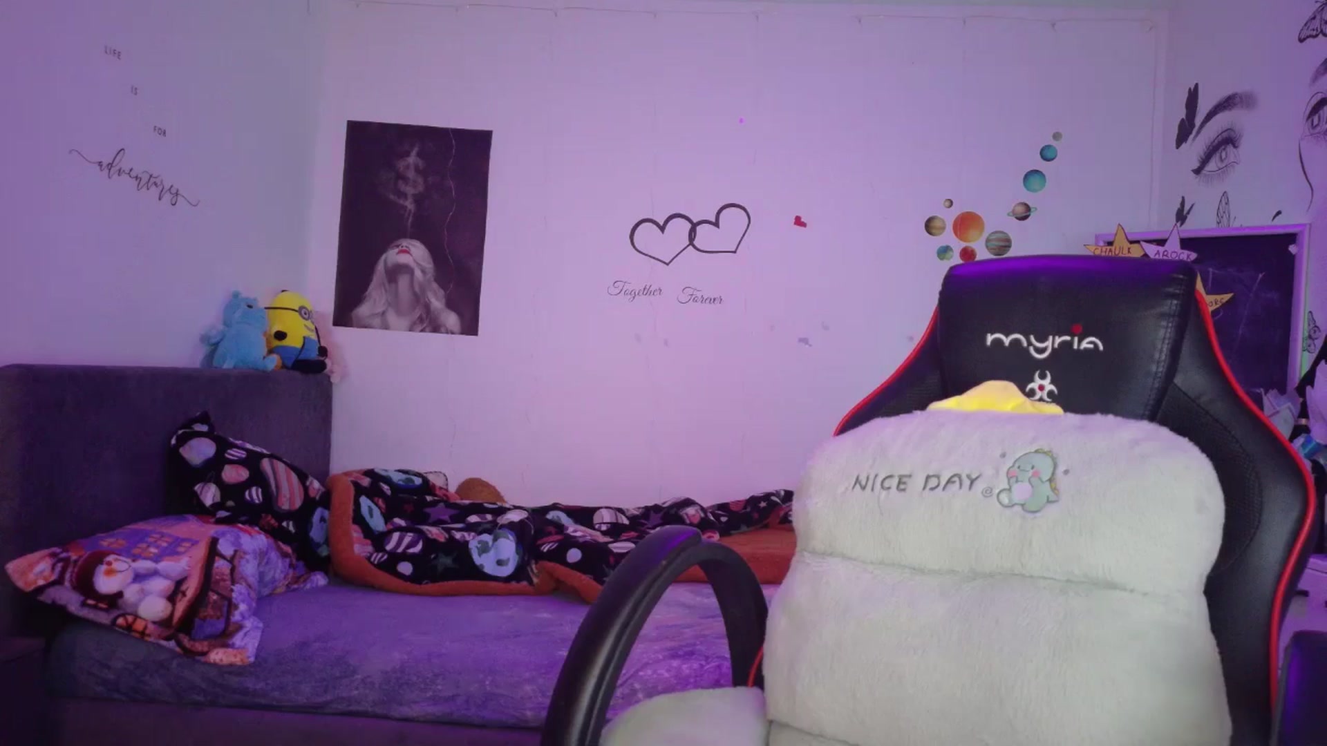 Gallery image thumbnail from YreneA's myfreecams stream on, 01/09/2026, 07:27 image 17 of 20