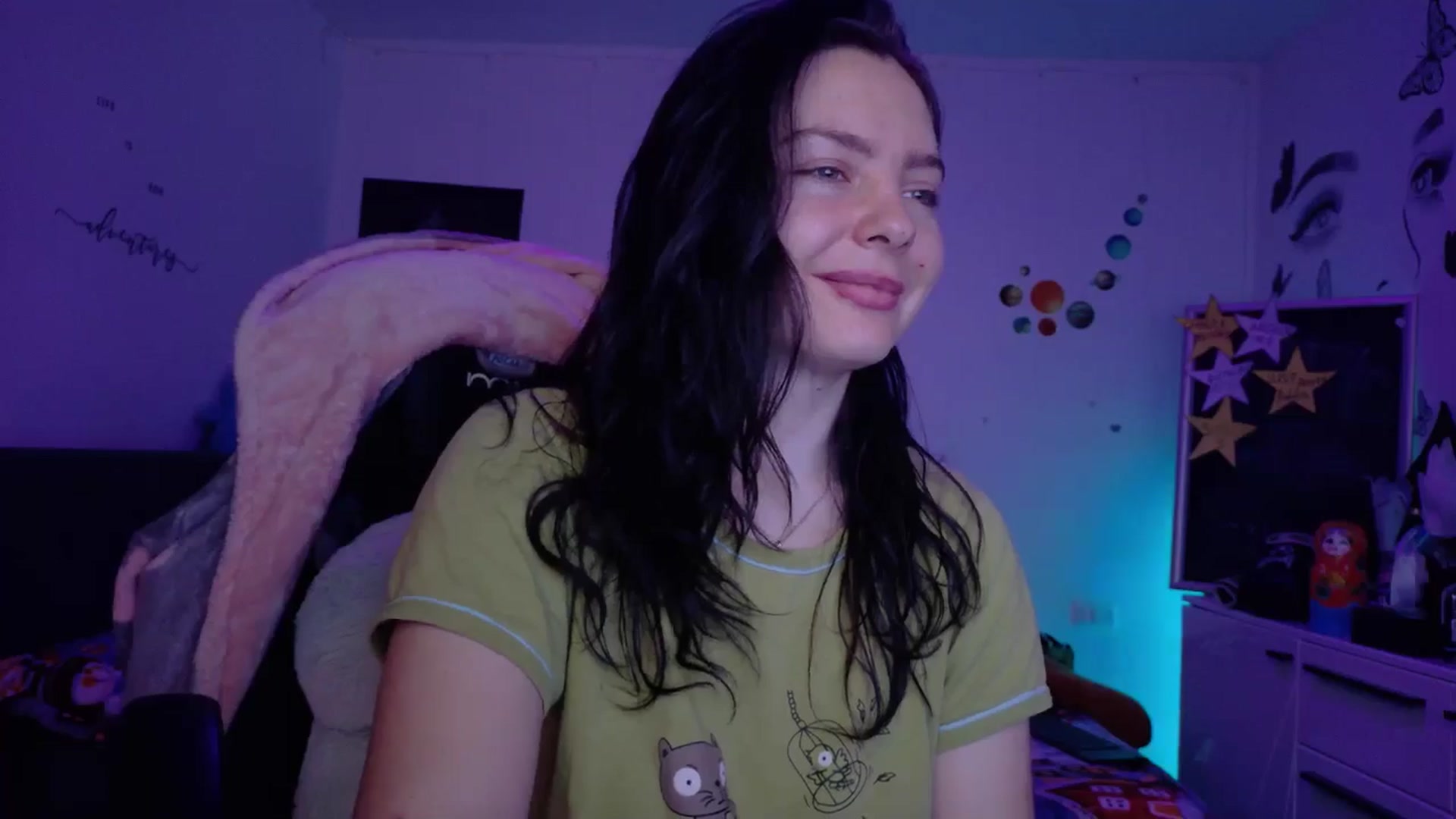 Gallery image thumbnail from YreneA's myfreecams stream on, 01/09/2026, 08:41 image 15 of 20