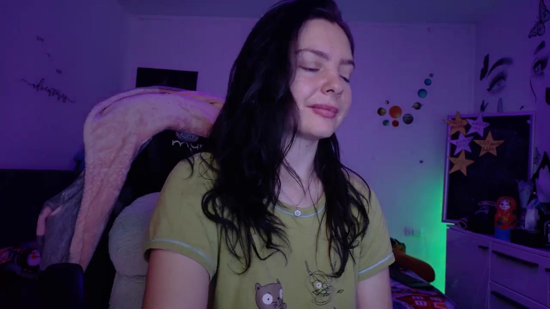 Gallery image thumbnail from YreneA's myfreecams stream on, 01/09/2026, 08:41 image 17 of 20