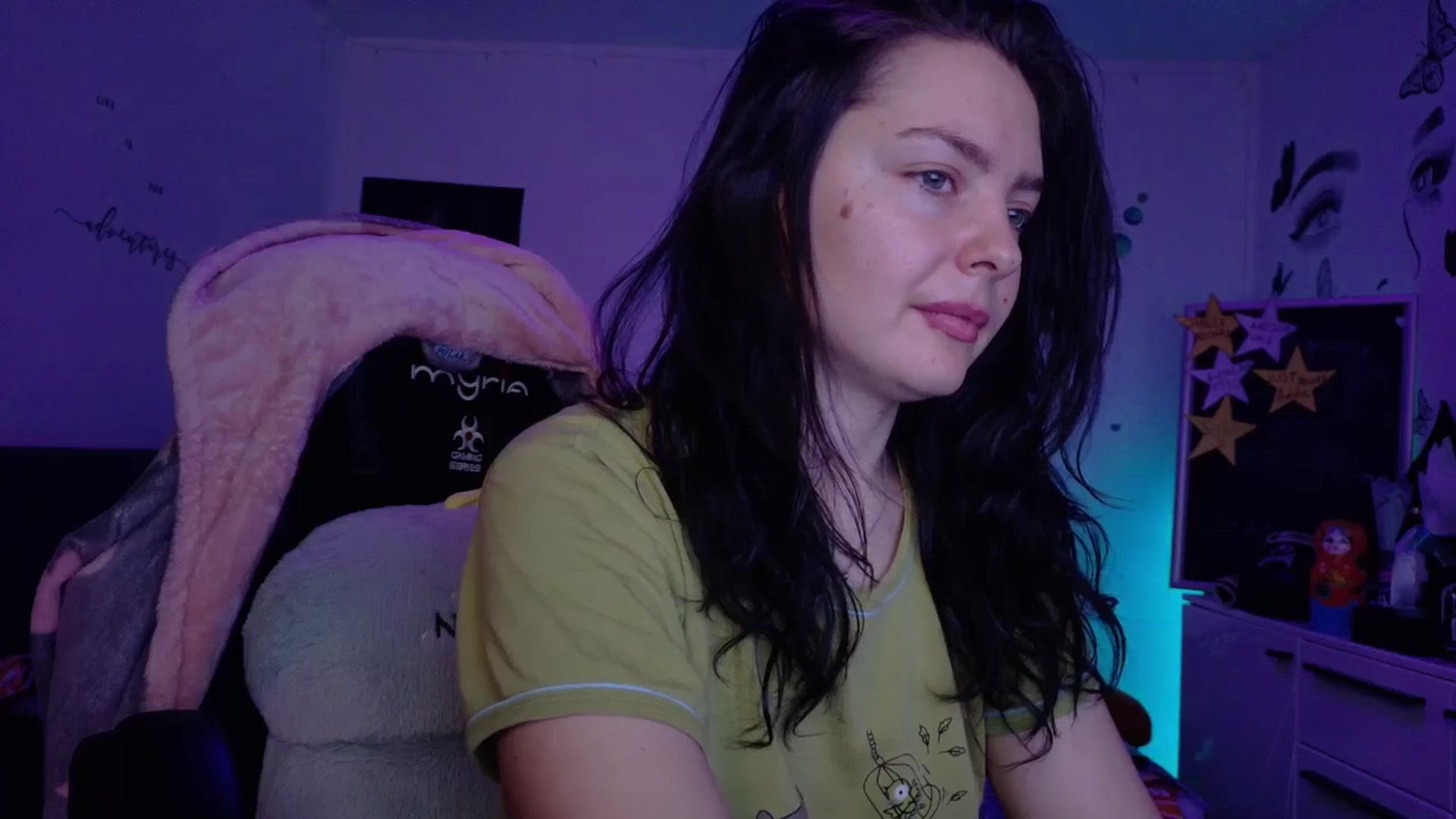 Gallery image thumbnail from YreneA's myfreecams stream on, 01/09/2026, 08:41 image 10 of 20
