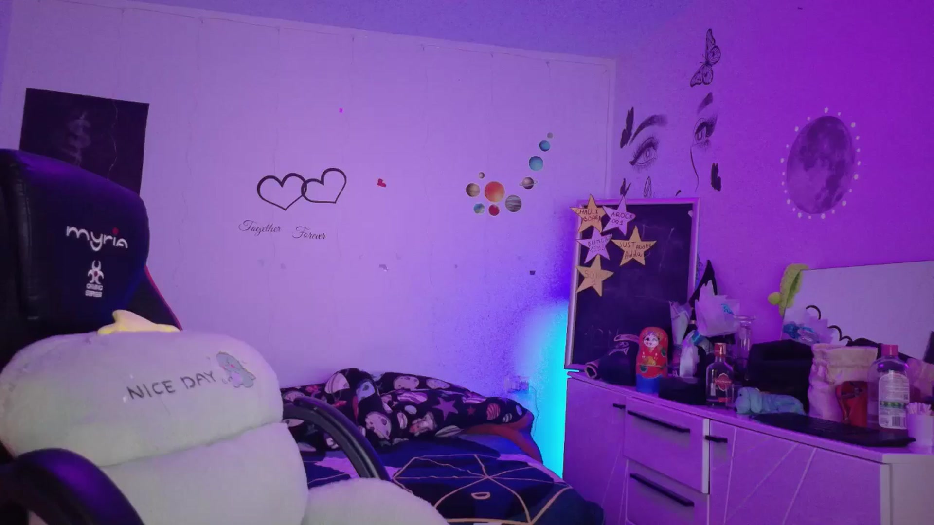 Gallery image thumbnail from YreneA's myfreecams stream on, 01/11/2026, 08:55 image 1 of 20