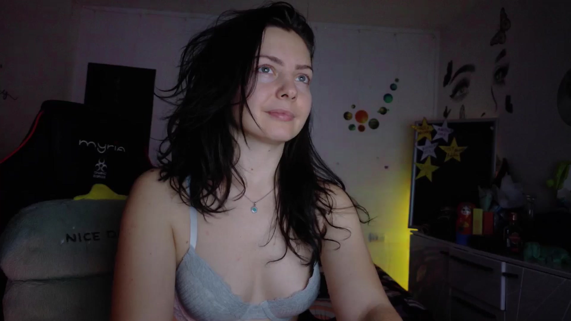 Gallery image thumbnail from YreneA's myfreecams stream on, 01/12/2026, 17:13 image 9 of 20
