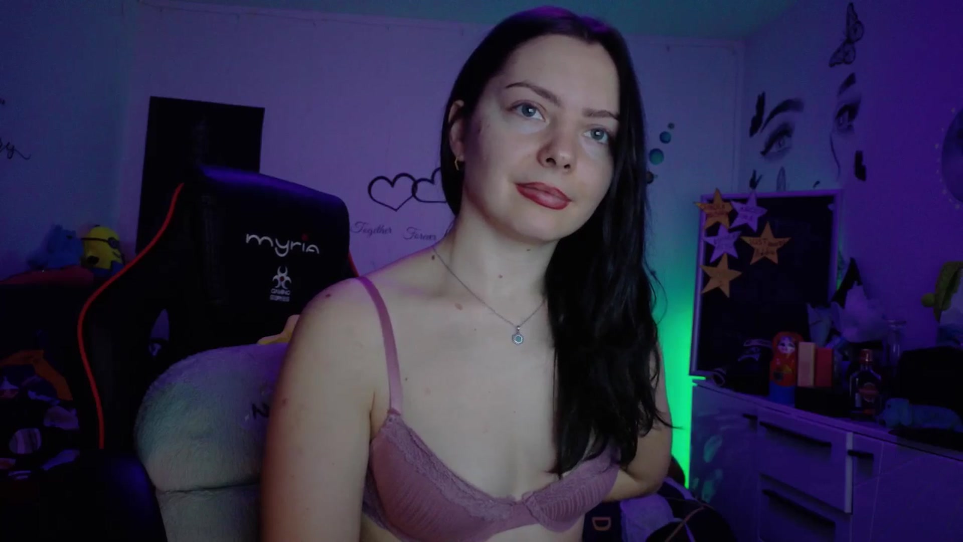 Gallery image thumbnail from YreneA's myfreecams stream on, 01/13/2026, 06:38 image 16 of 20