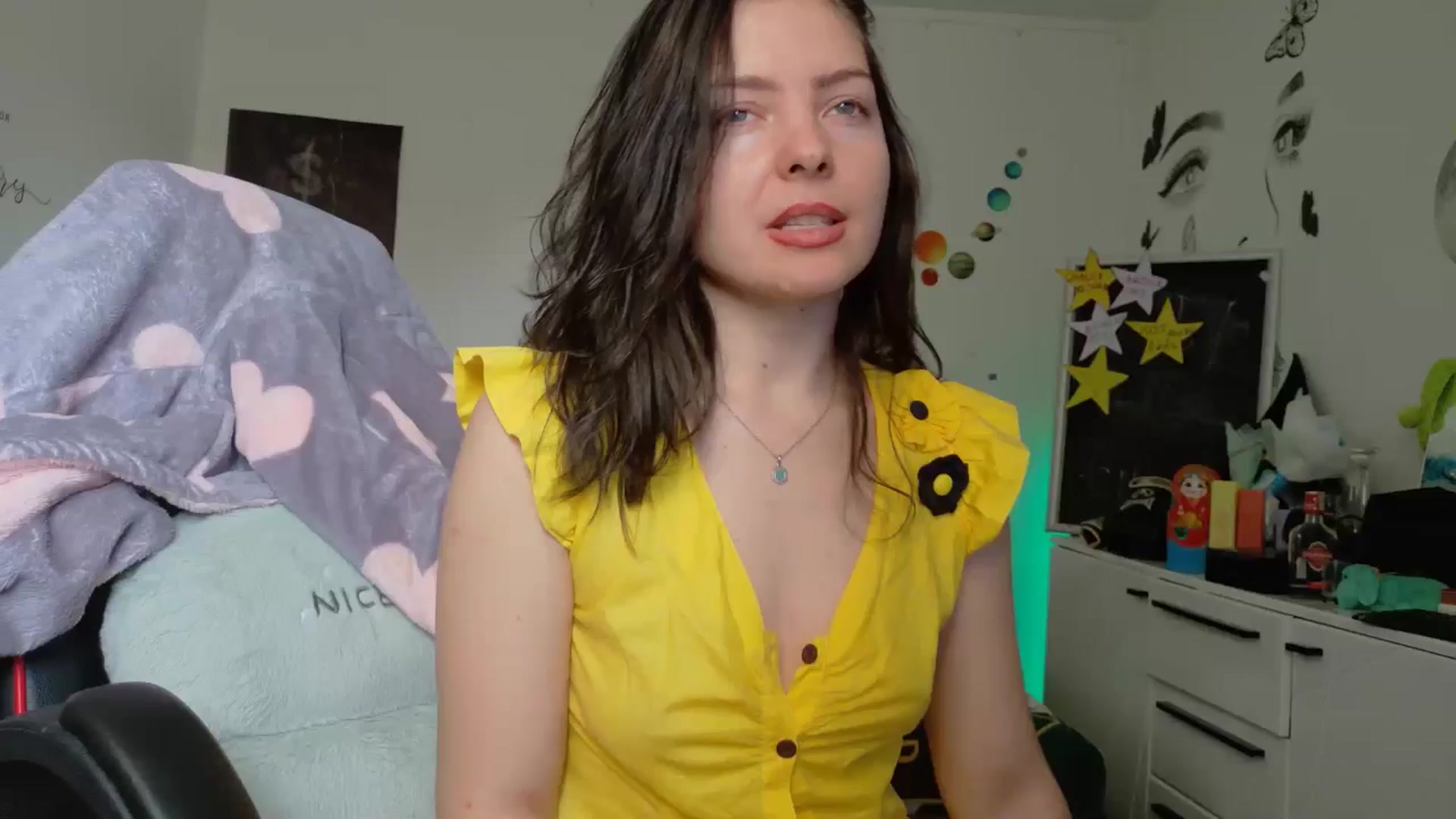 Gallery image thumbnail from YreneA's myfreecams stream on, 01/13/2026, 09:27 image 3 of 20