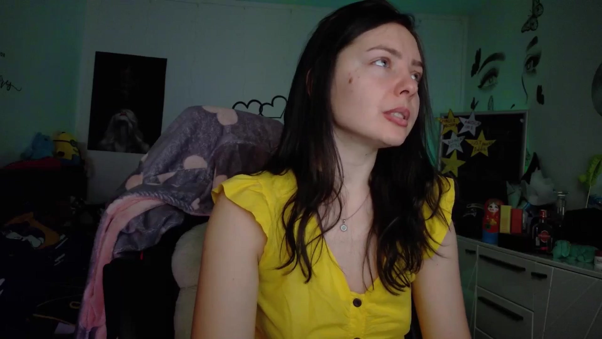 Gallery image thumbnail from YreneA's myfreecams stream on, 01/13/2026, 09:27 image 16 of 20