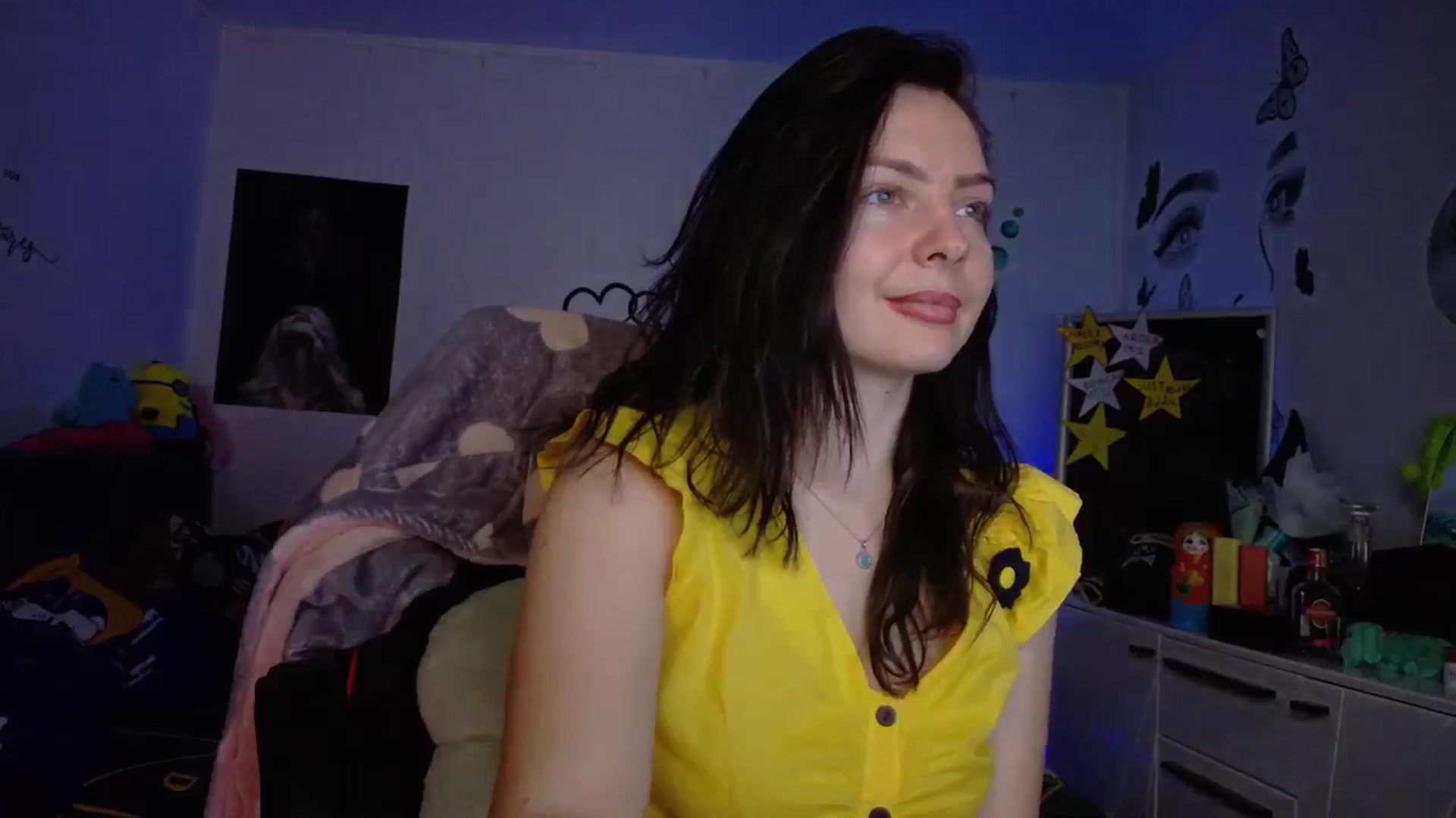 Gallery image thumbnail from YreneA's myfreecams stream on, 01/13/2026, 09:27 image 12 of 20