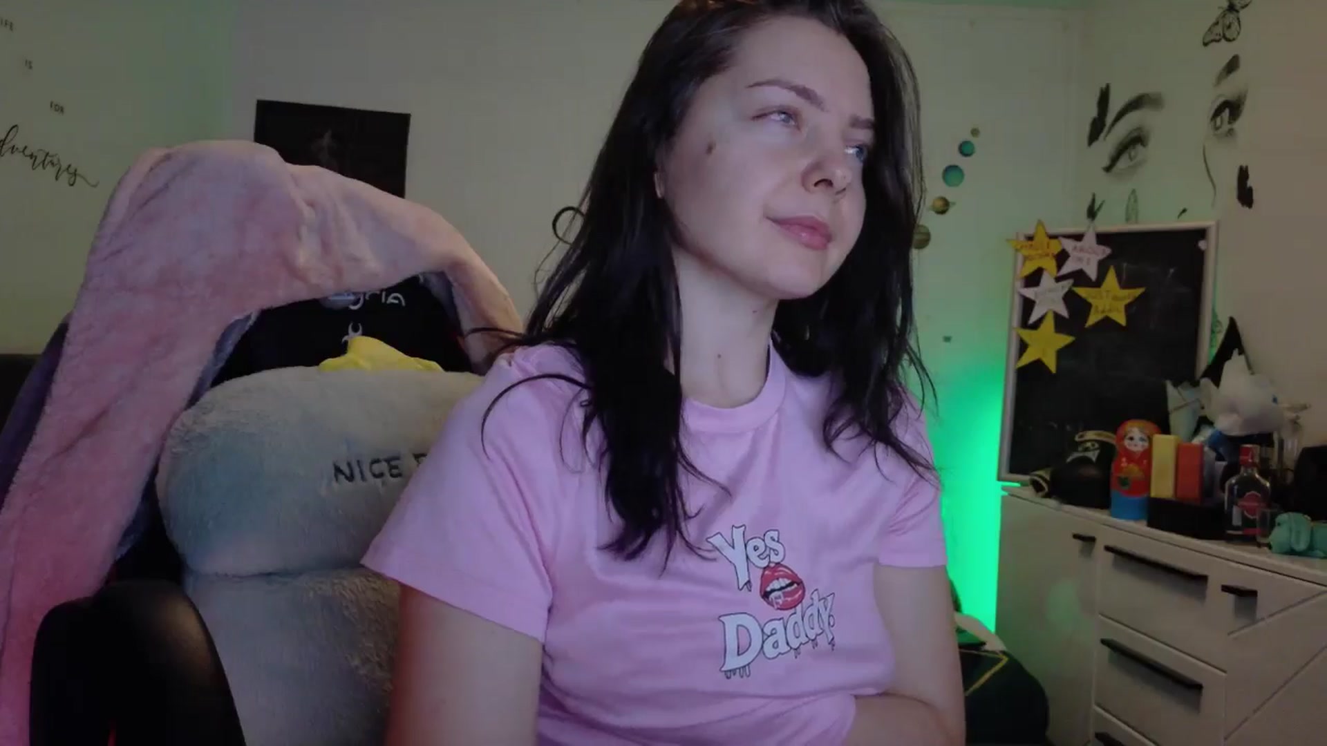 Gallery image thumbnail from YreneA's myfreecams stream on, 01/13/2026, 20:00 image 19 of 20