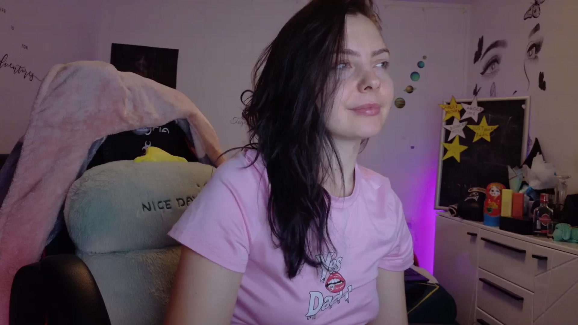 Gallery image thumbnail from YreneA's myfreecams stream on, 01/13/2026, 20:00 image 18 of 20