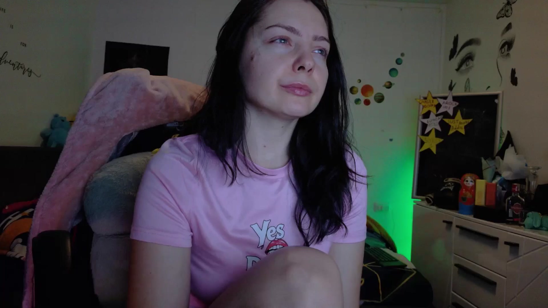 Gallery image thumbnail from YreneA's myfreecams stream on, 01/13/2026, 20:00 image 16 of 20