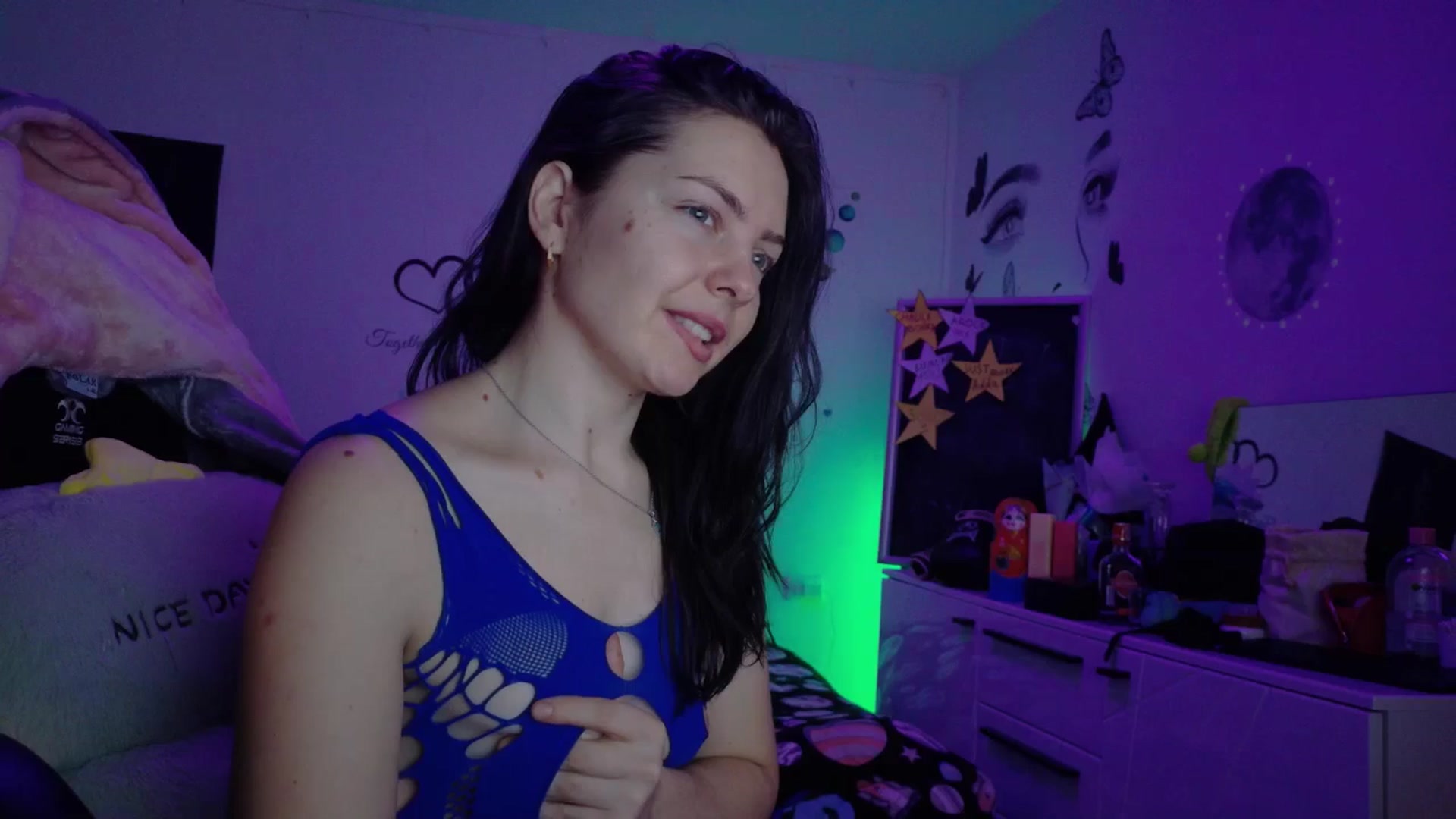 Gallery image thumbnail from YreneA's myfreecams stream on, 01/14/2026, 07:49 image 5 of 20