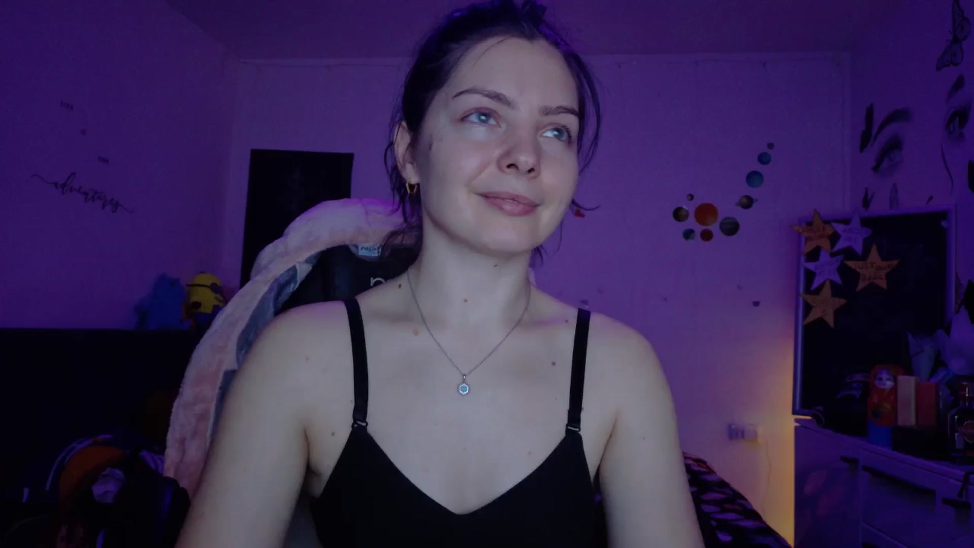 Gallery image thumbnail from YreneA's myfreecams stream on, 01/15/2026, 16:09 image 14 of 20