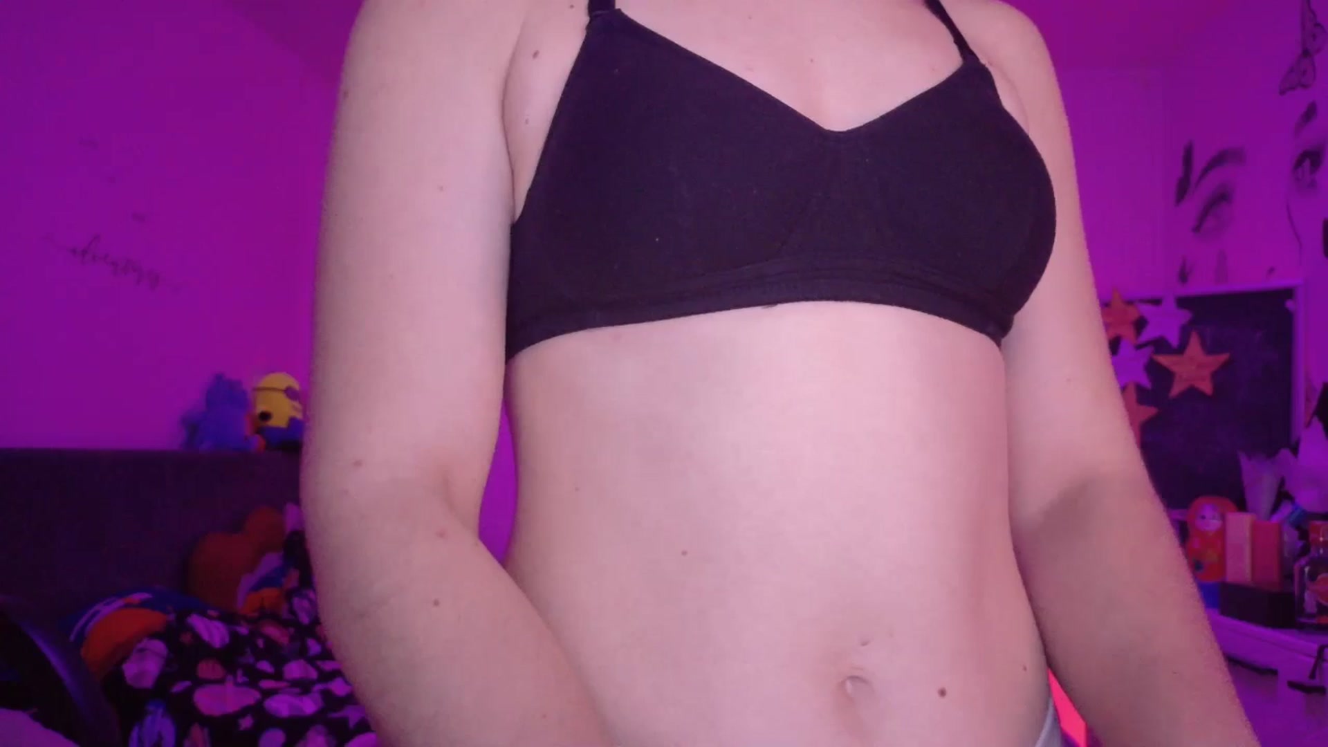 Gallery image thumbnail from YreneA's myfreecams stream on, 01/15/2026, 16:09 image 10 of 20