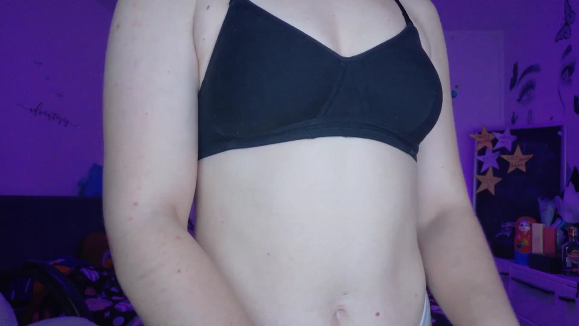 Gallery image thumbnail from YreneA's myfreecams stream on, 01/15/2026, 16:09 image 2 of 20