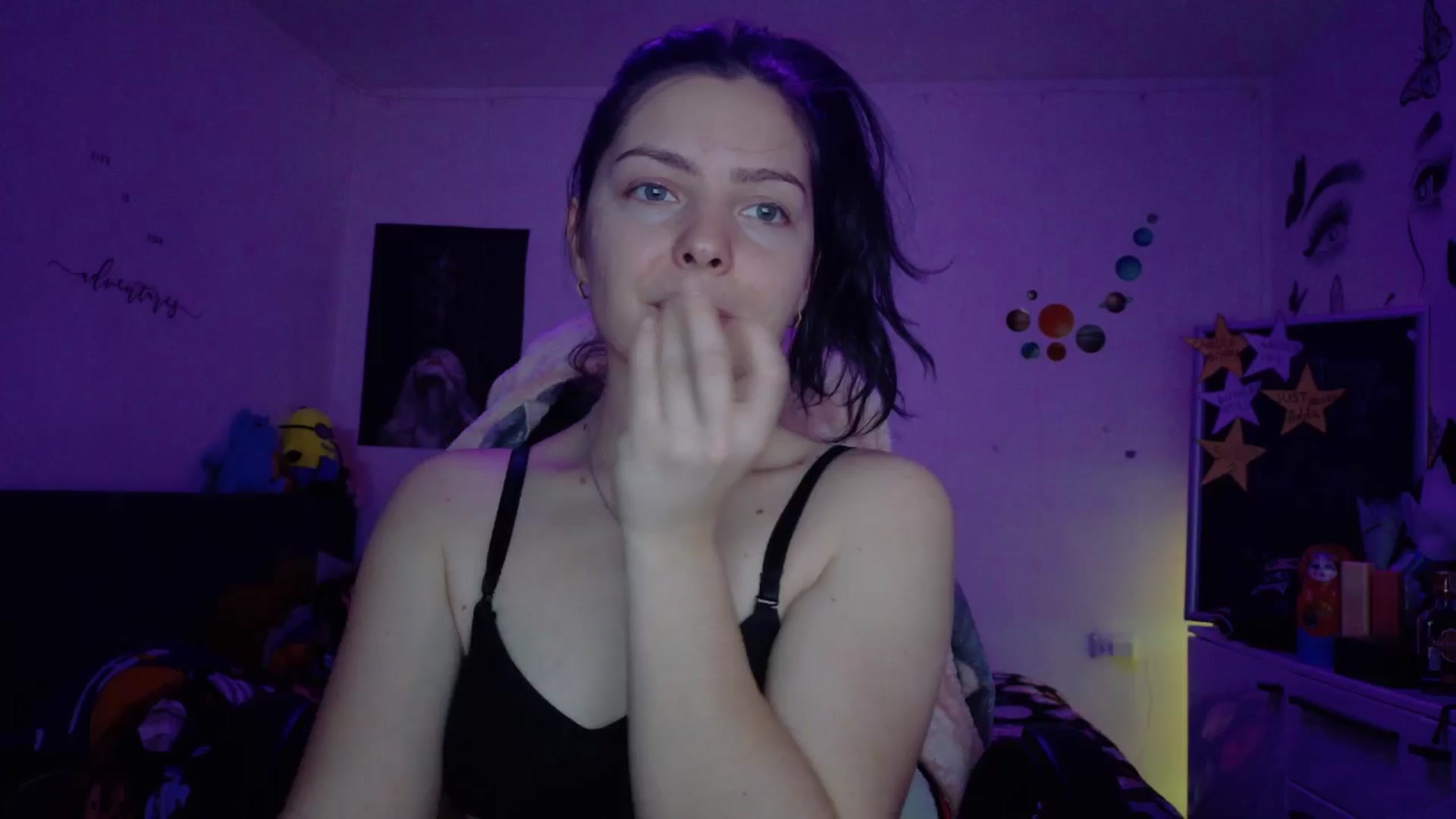 Gallery image thumbnail from YreneA's myfreecams stream on, 01/15/2026, 16:09 image 16 of 20