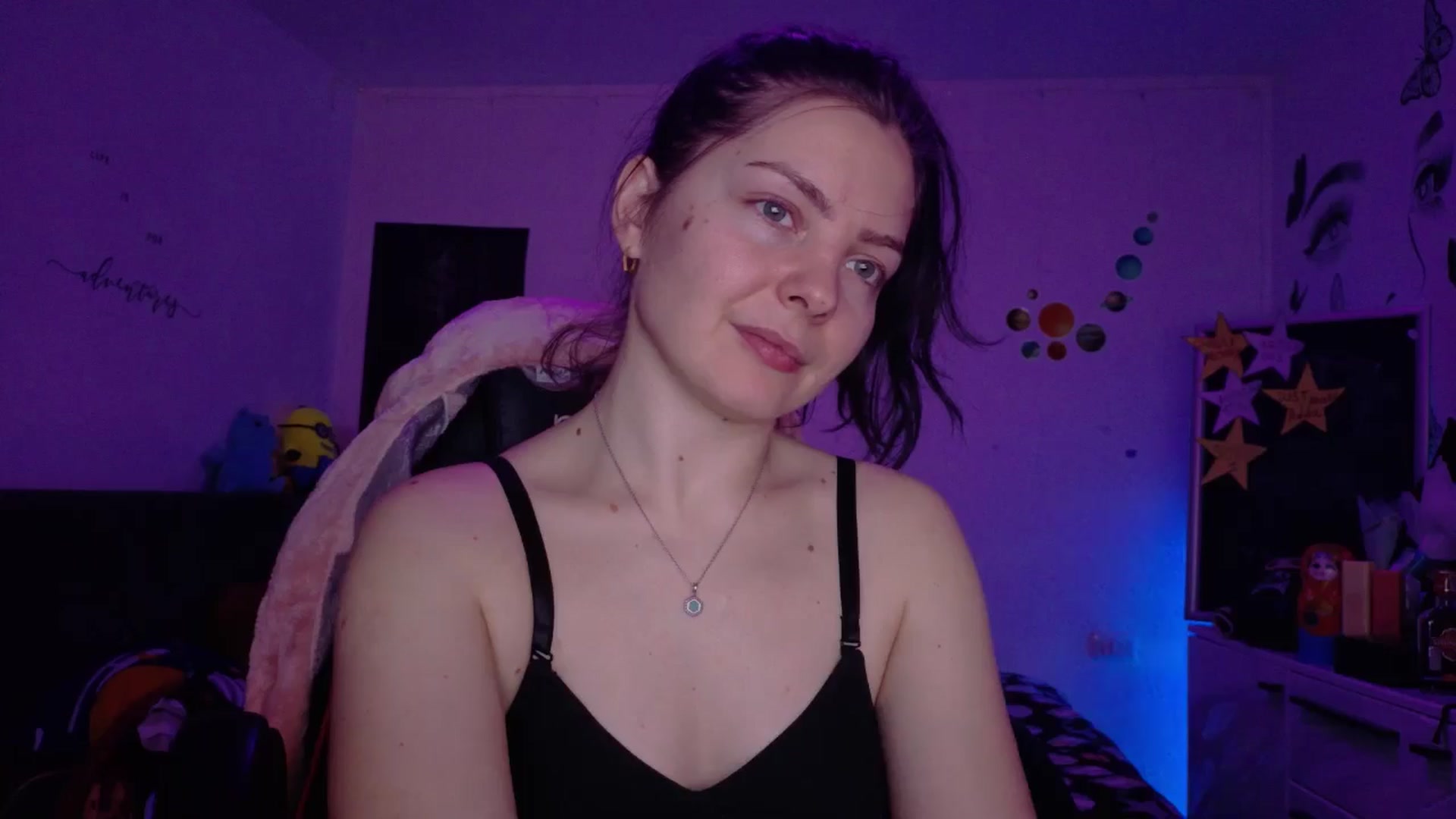 Gallery image thumbnail from YreneA's myfreecams stream on, 01/15/2026, 16:09 image 15 of 20