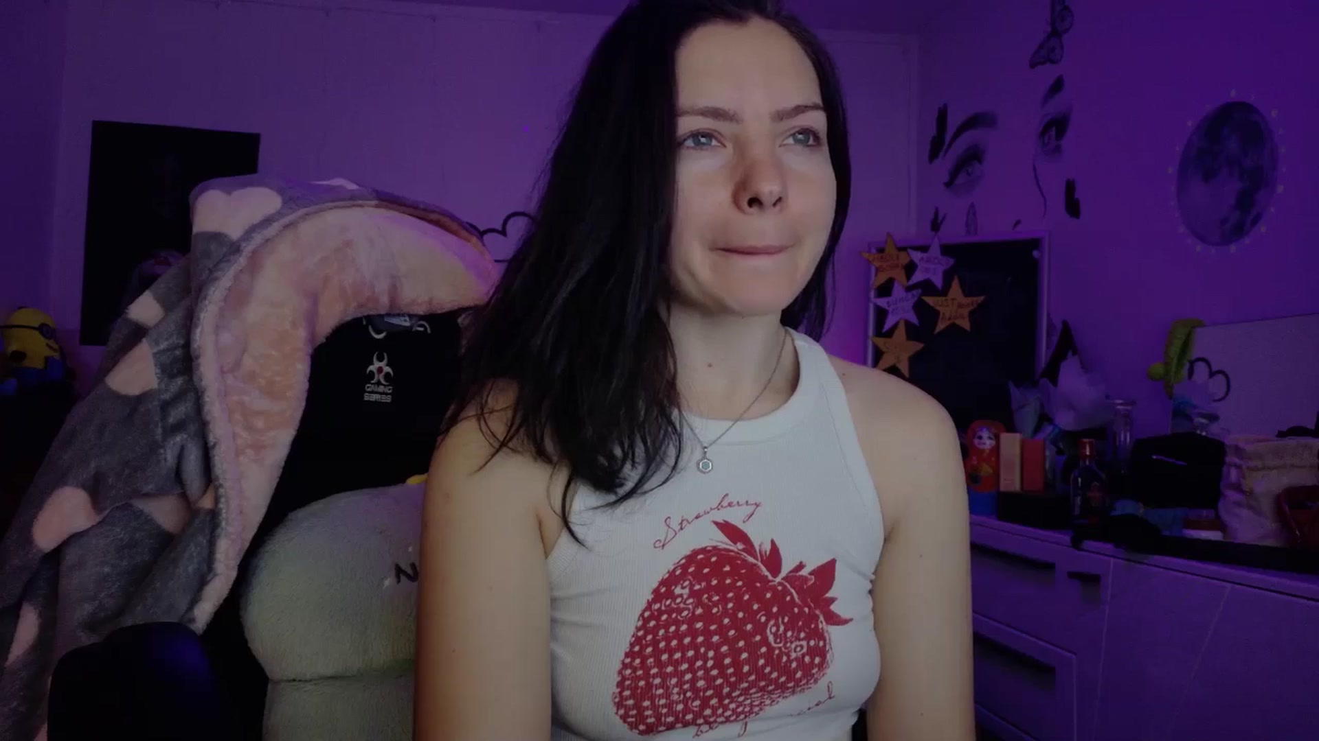 Gallery image thumbnail from YreneA's myfreecams stream on, 01/17/2026, 08:10 image 12 of 20