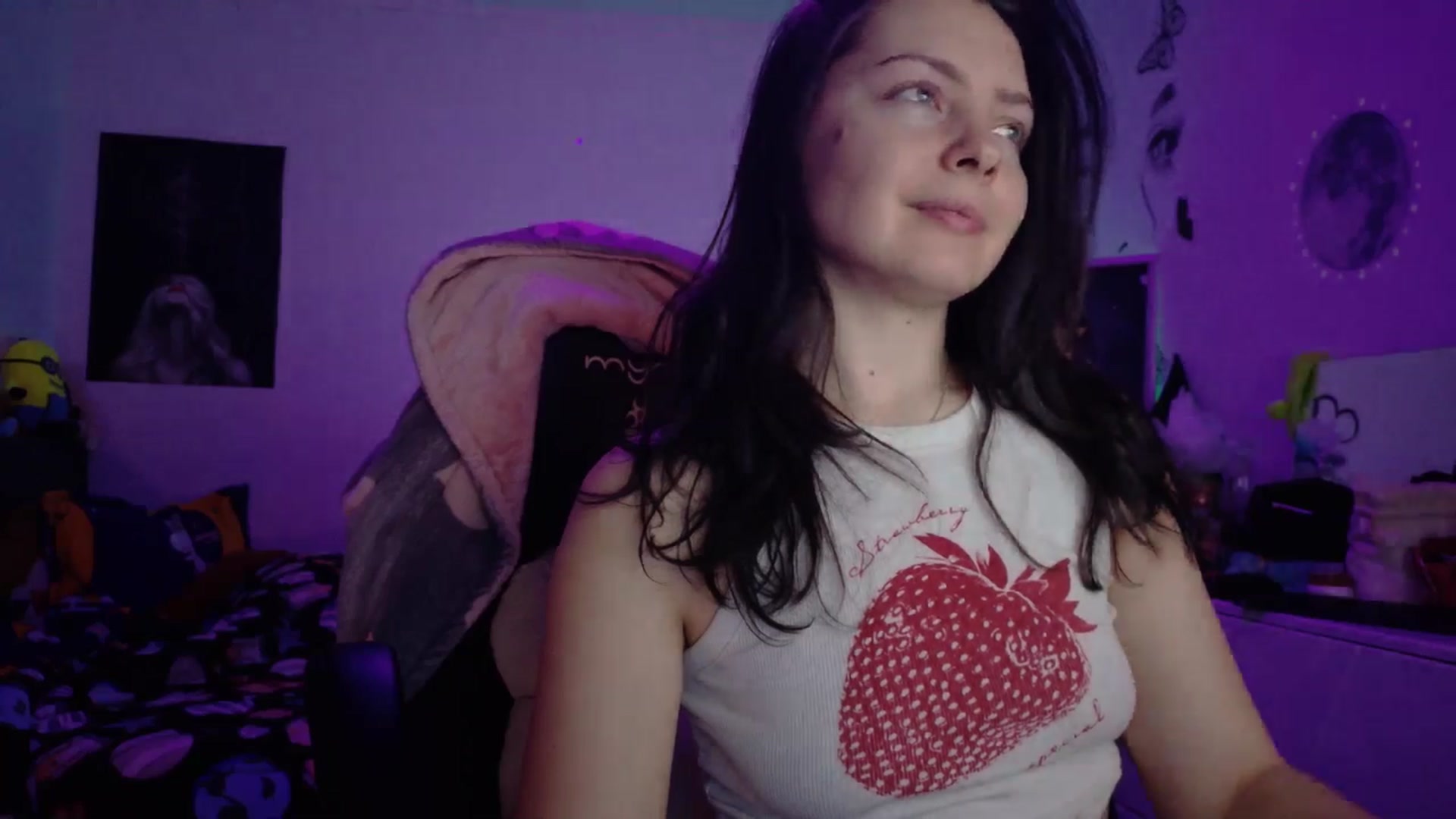Gallery image thumbnail from YreneA's myfreecams stream on, 01/17/2026, 19:58 image 12 of 20