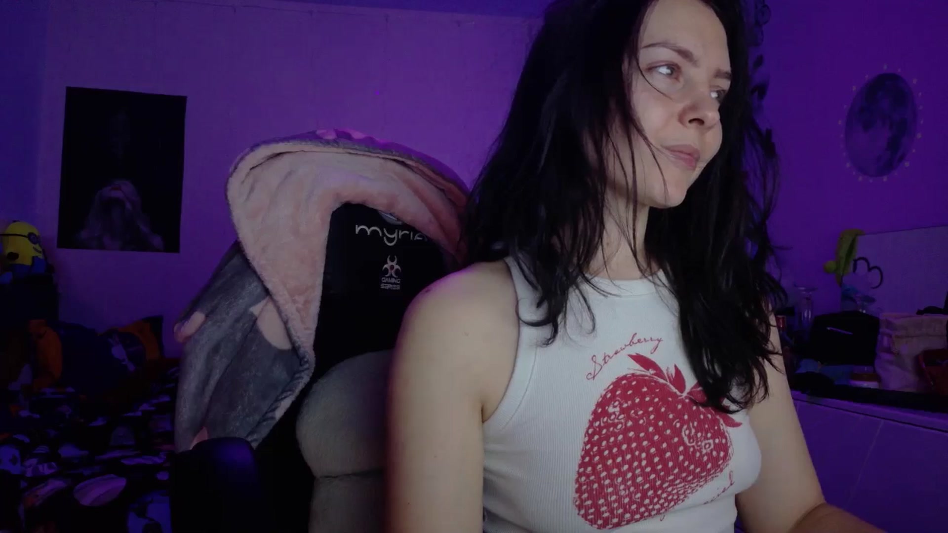 Gallery image thumbnail from YreneA's myfreecams stream on, 01/17/2026, 19:58 image 9 of 20