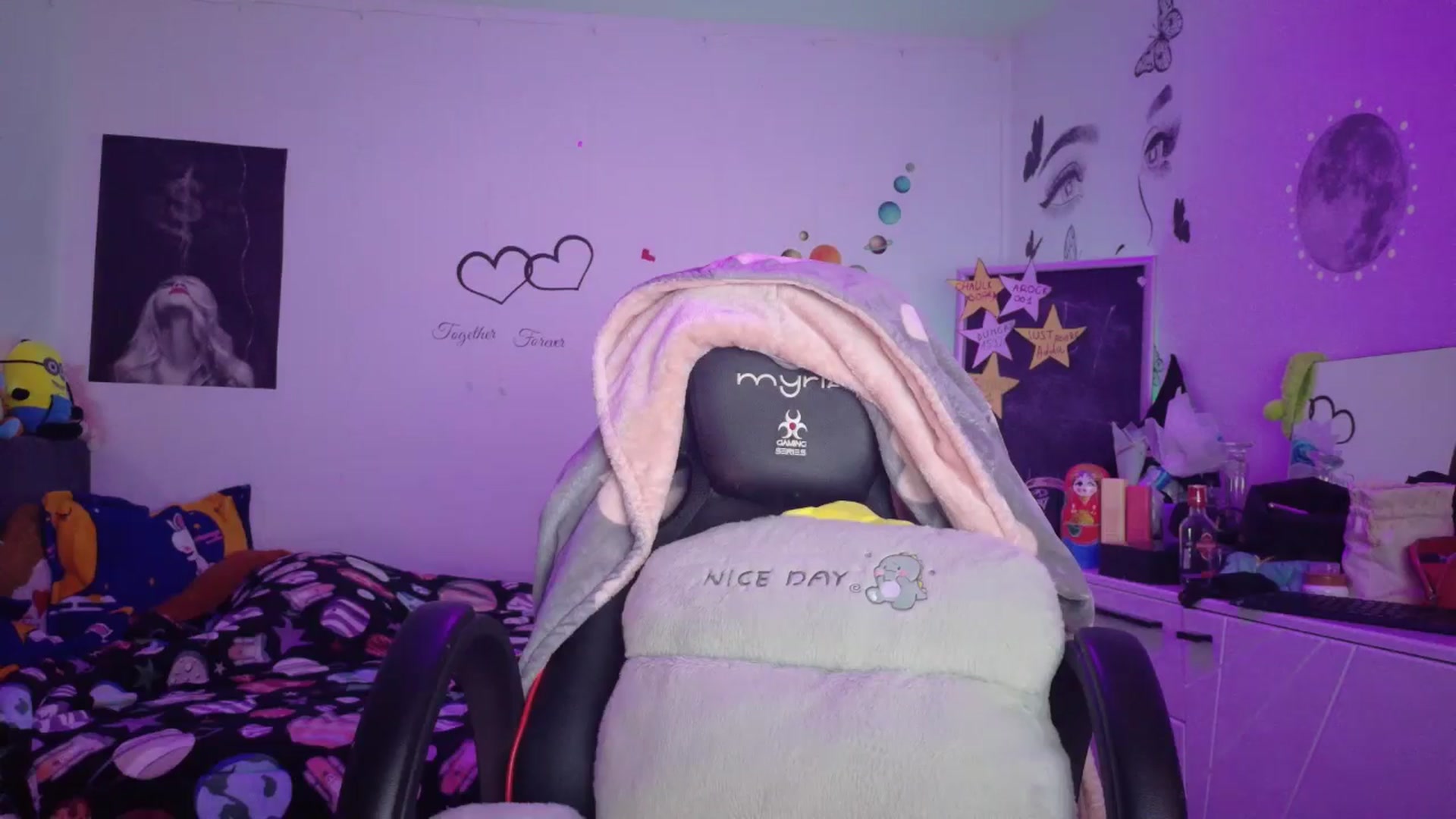 Gallery image thumbnail from YreneA's myfreecams stream on, 01/17/2026, 19:58 image 10 of 20