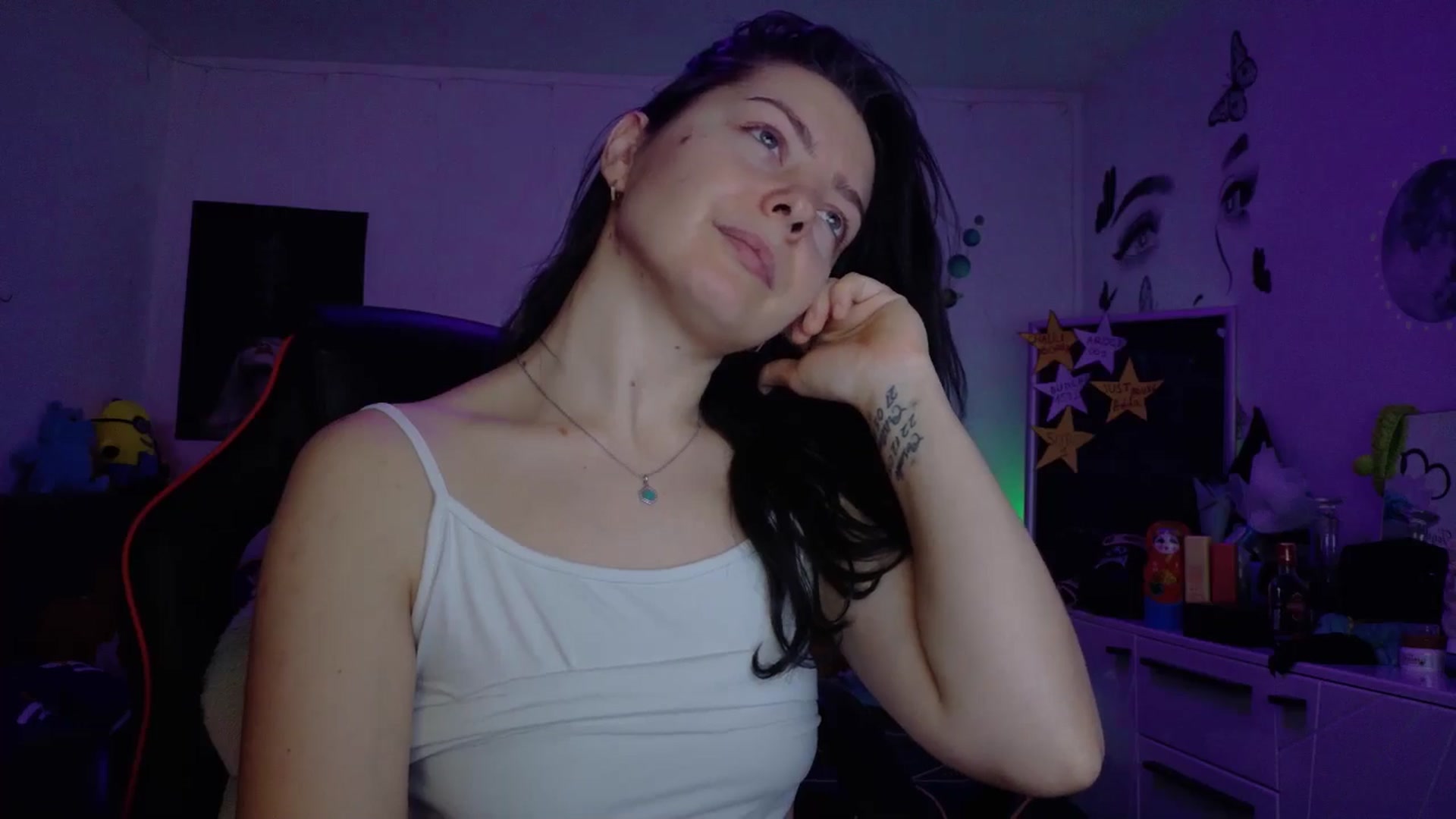 Gallery image thumbnail from YreneA's myfreecams stream on, 01/18/2026, 10:30 image 5 of 20