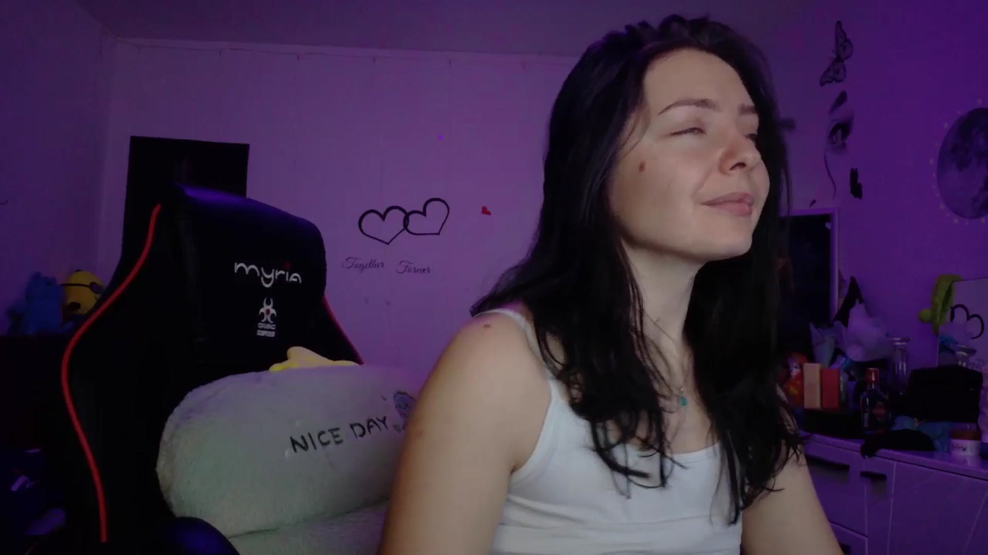 Gallery image thumbnail from YreneA's myfreecams stream on, 01/18/2026, 10:30 image 10 of 20