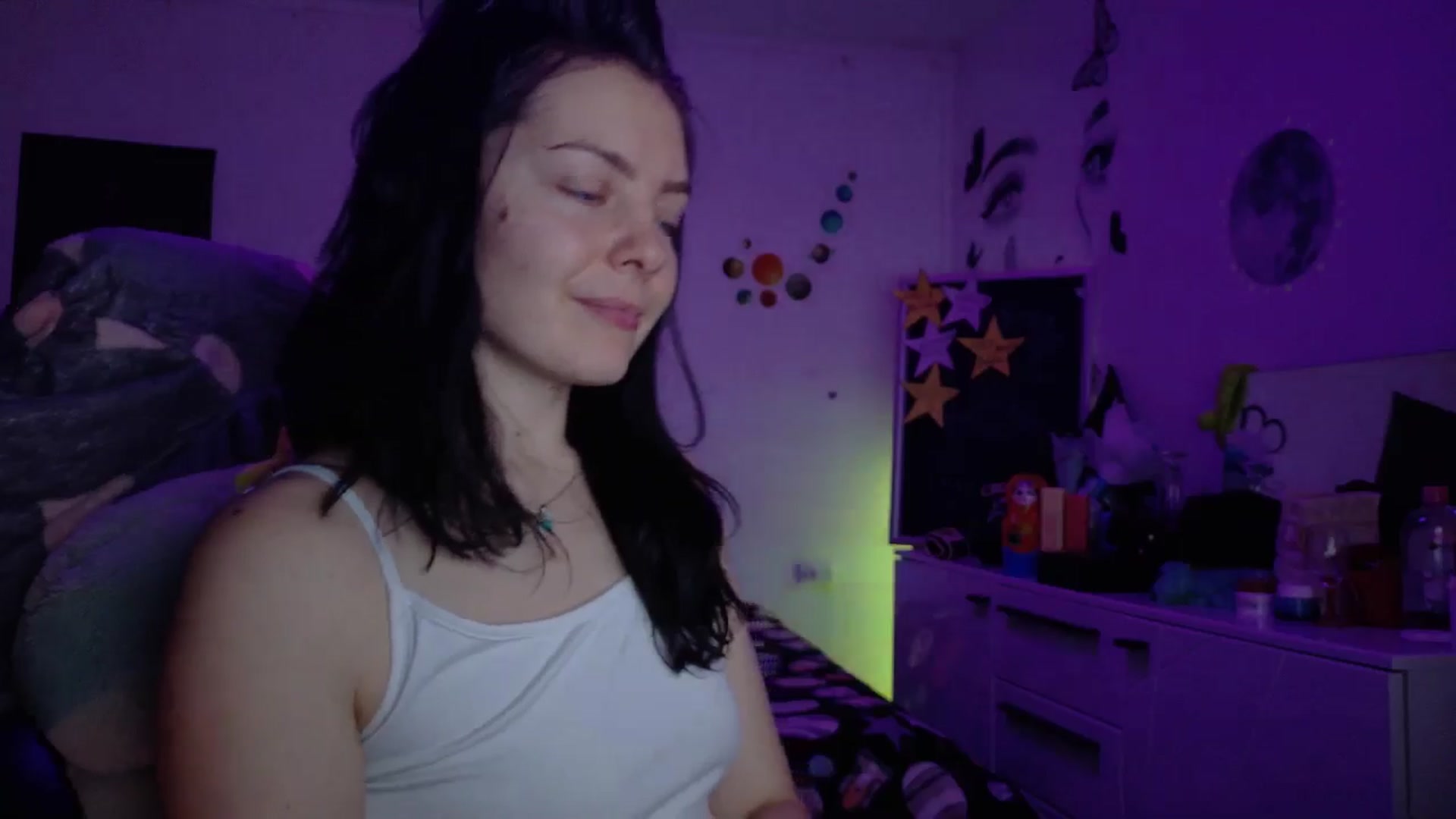 Gallery image thumbnail from YreneA's myfreecams stream on, 01/18/2026, 20:03 image 12 of 20