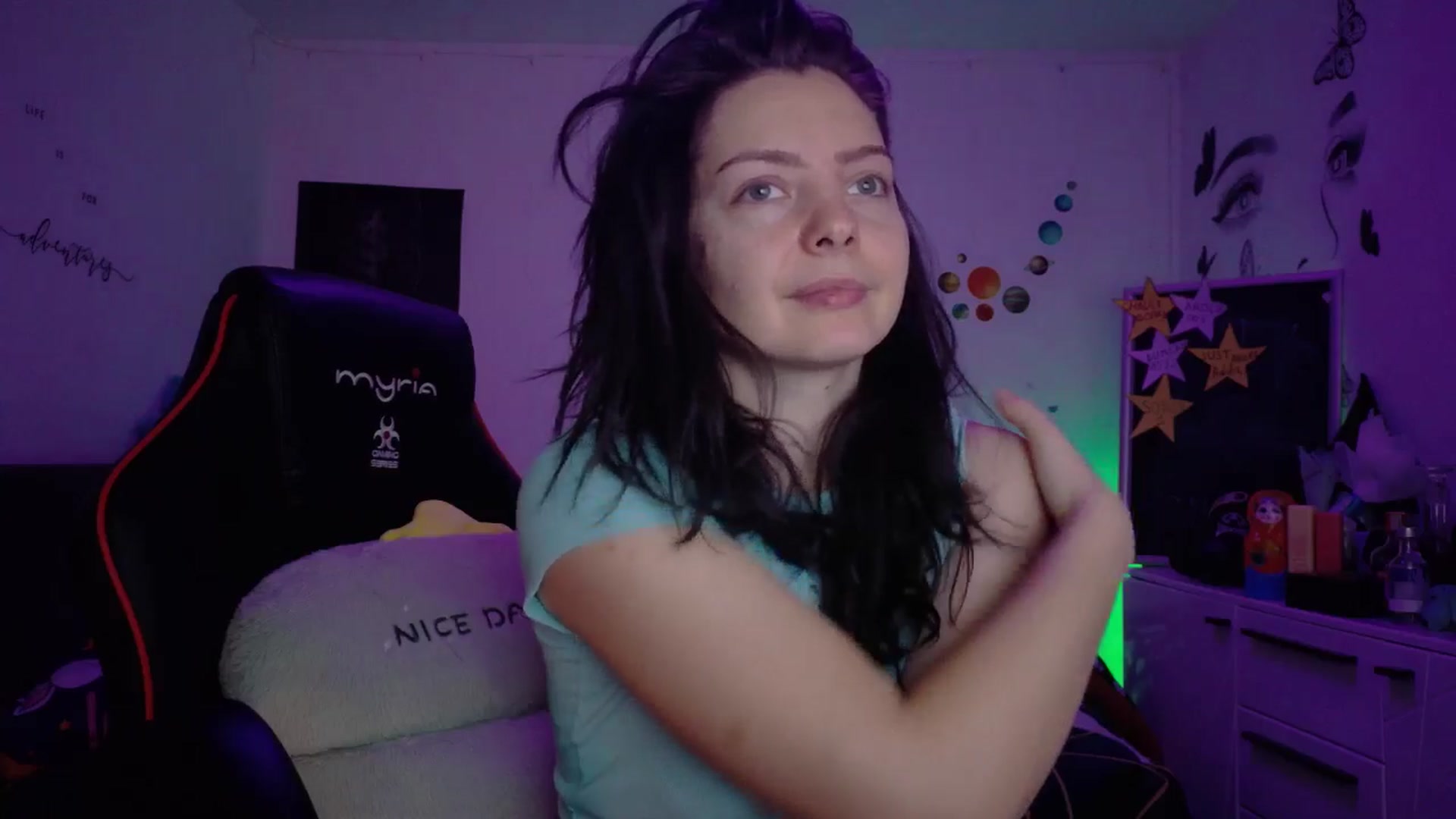 Gallery image thumbnail from YreneA's myfreecams stream on, 01/21/2026, 08:17 image 18 of 20