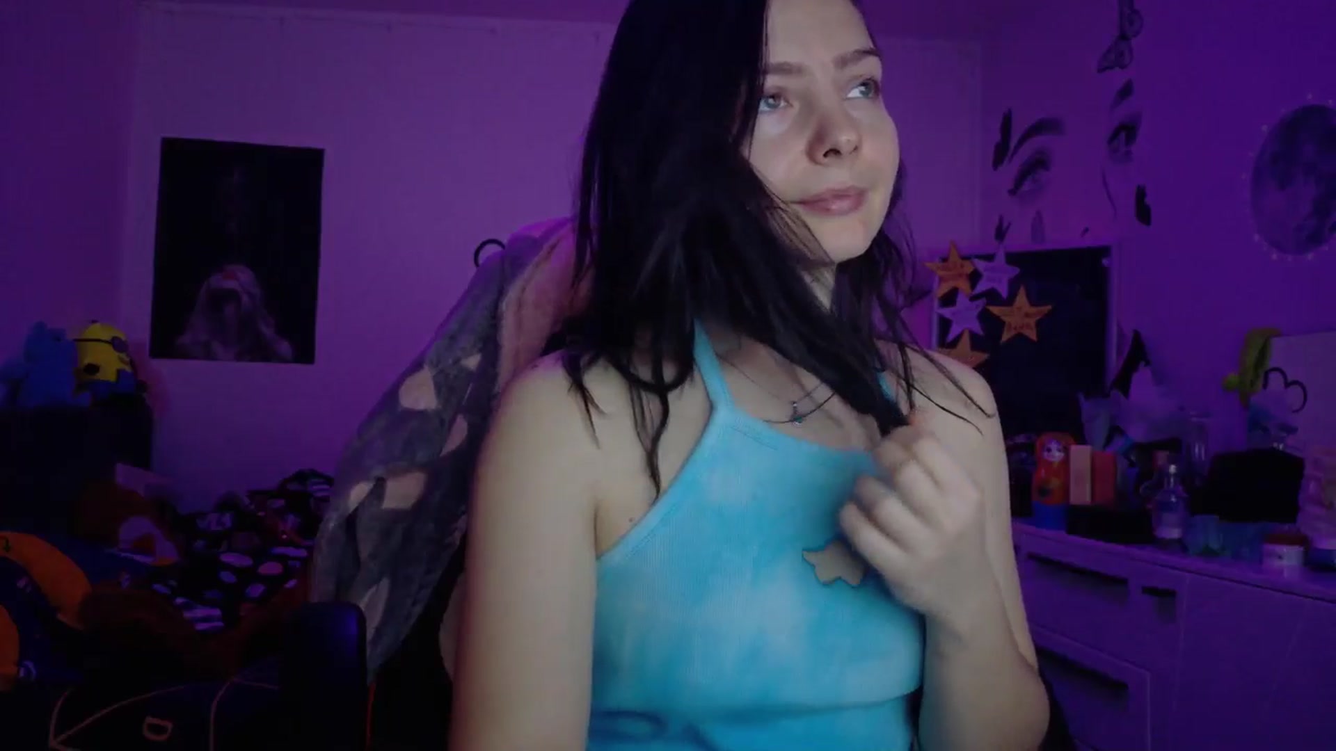 Gallery image thumbnail from YreneA's myfreecams stream on, 01/22/2026, 07:06 image 17 of 20