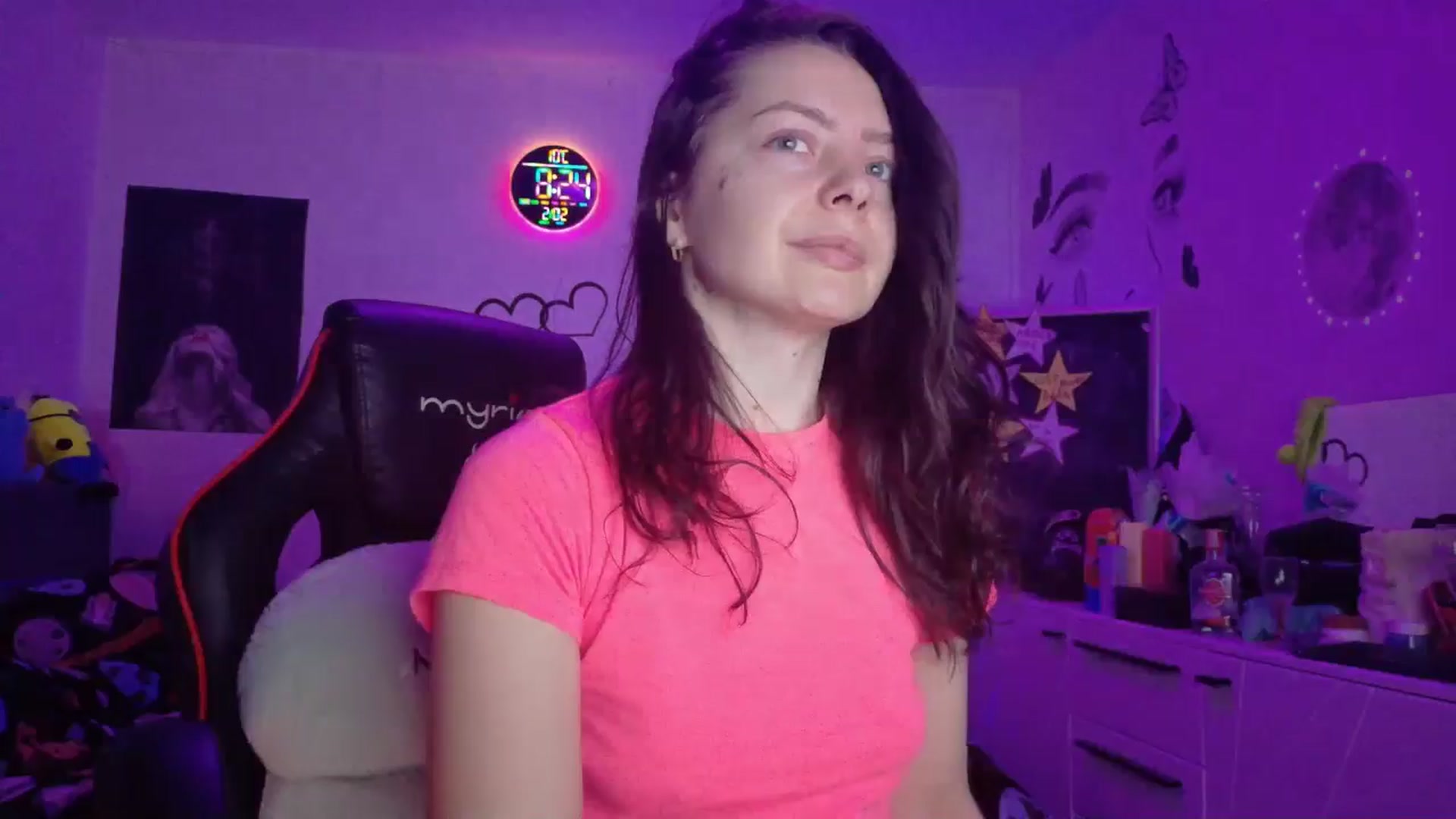 Gallery image thumbnail from YreneA's myfreecams stream on, 02/02/2026, 07:01 image 12 of 20